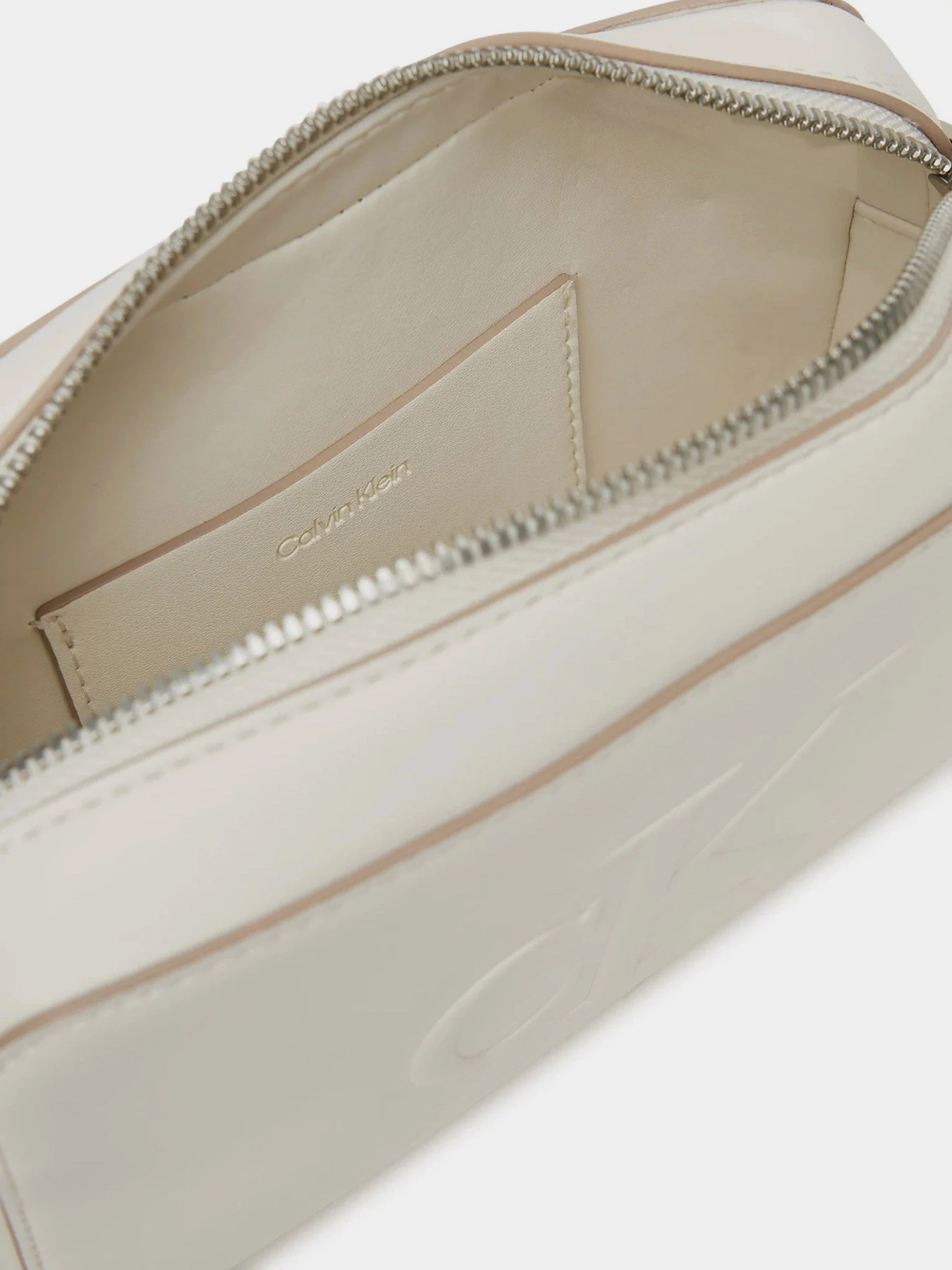 Сумки Calvin Klein модель LV04K3036G-FUP Сумки Calvin Klein модель LV04K3036G-FUP Фото