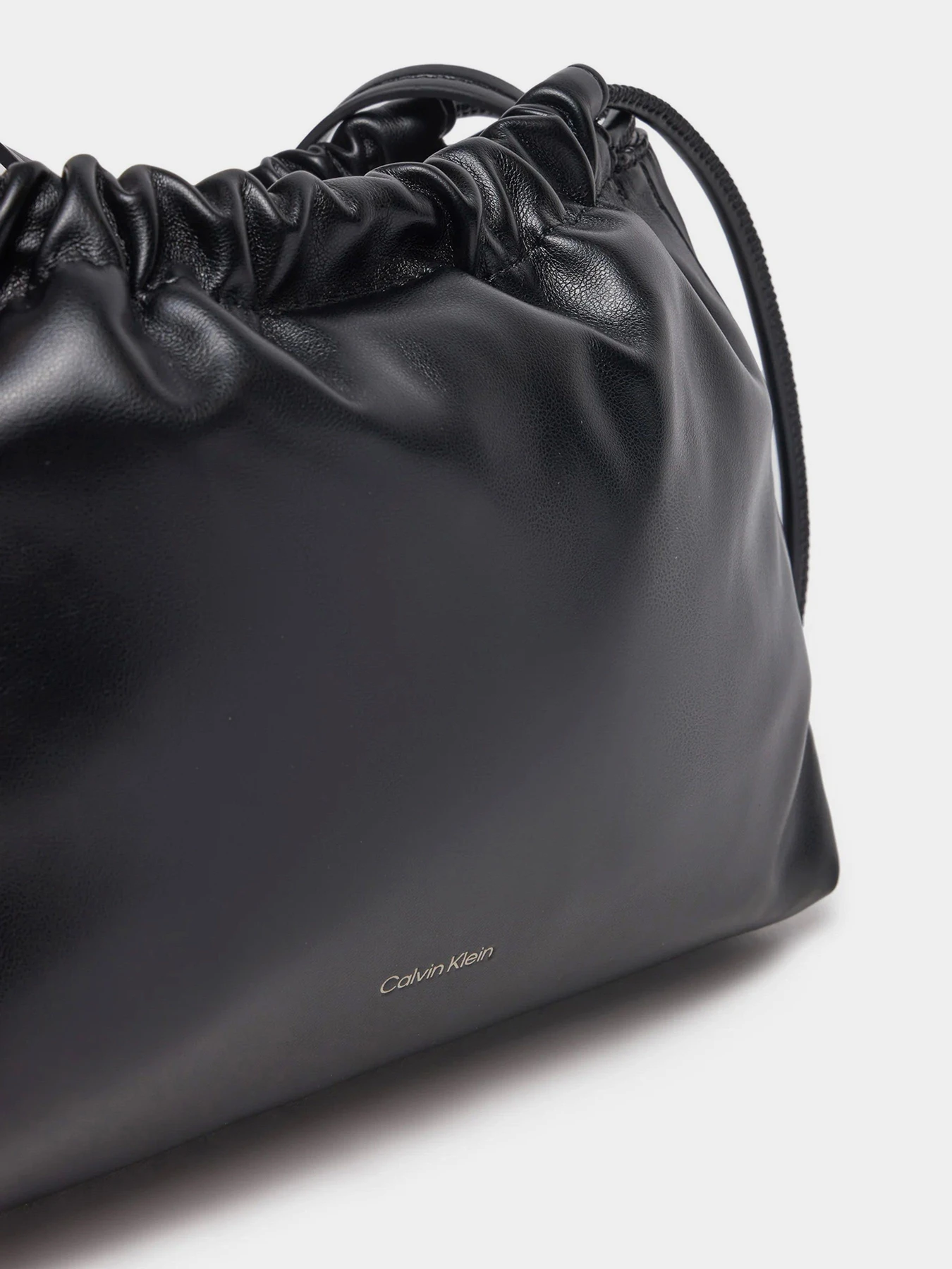 Сумки Calvin Klein модель LV04K3060G-UB1 Сумки Calvin Klein модель LV04K3060G-UB1 Фото