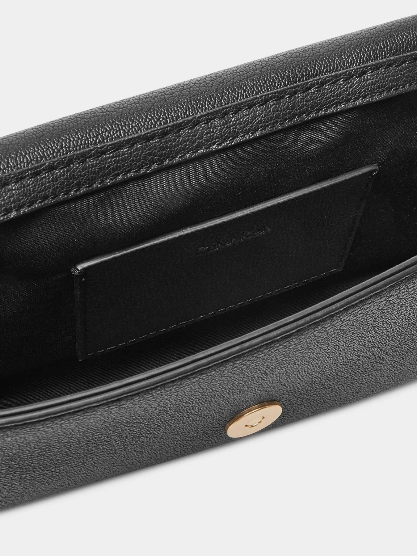 Сумки Calvin Klein модель LV04K3161G-UB1 Сумки Calvin Klein модель LV04K3161G-UB1 Фото