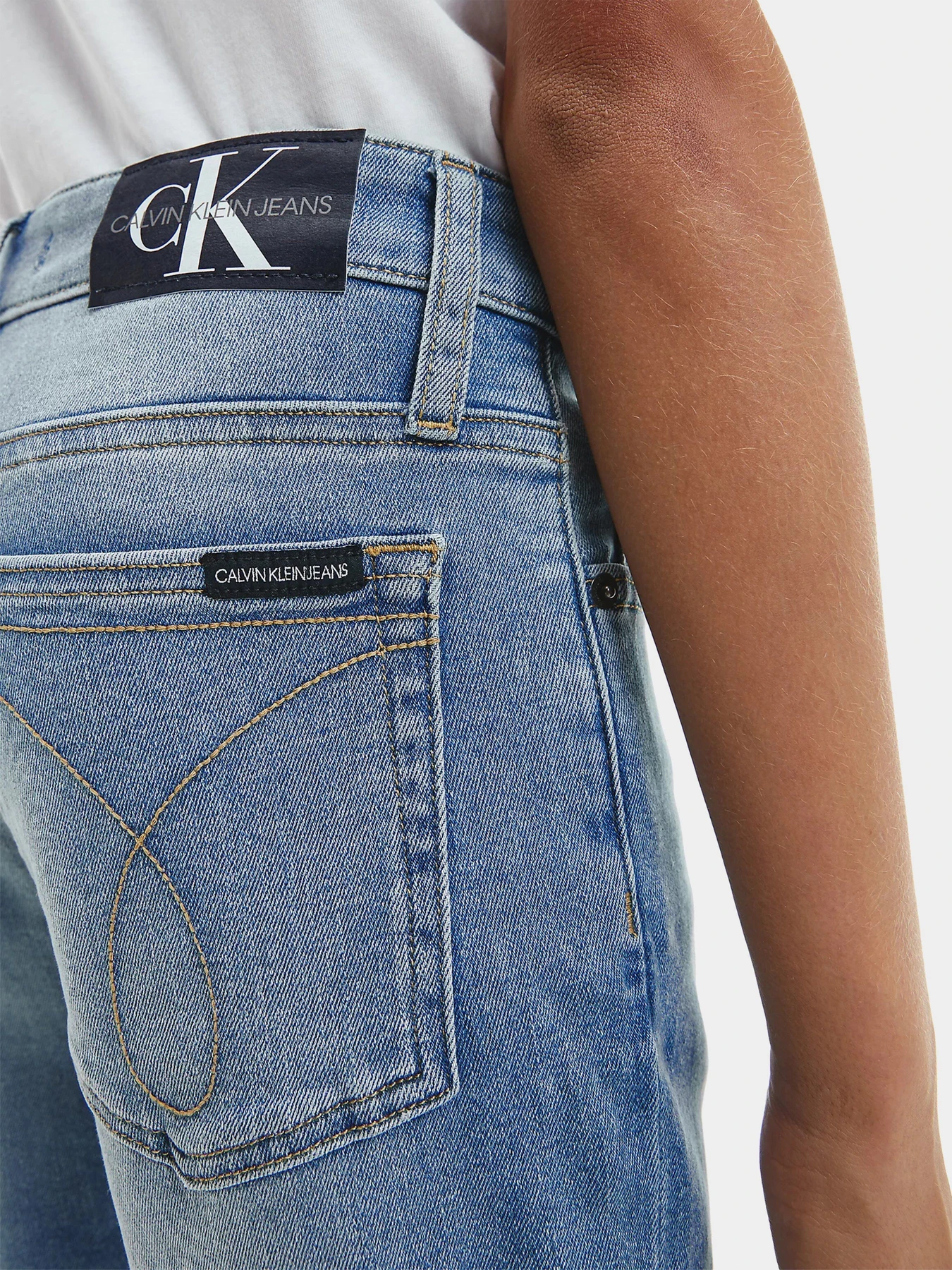 Джинсы Calvin Klein Essential модель IB0IB00742-1AA Фото