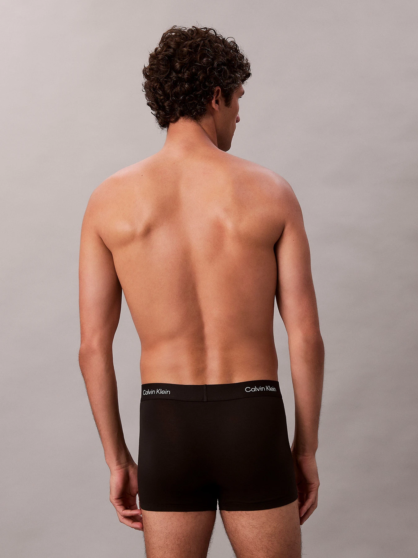Нижнее белье Calvin Klein Underwear модель LV00NB4476-UB1 Нижнее белье Calvin Klein Underwear модель LV00NB4476-UB1 Фото