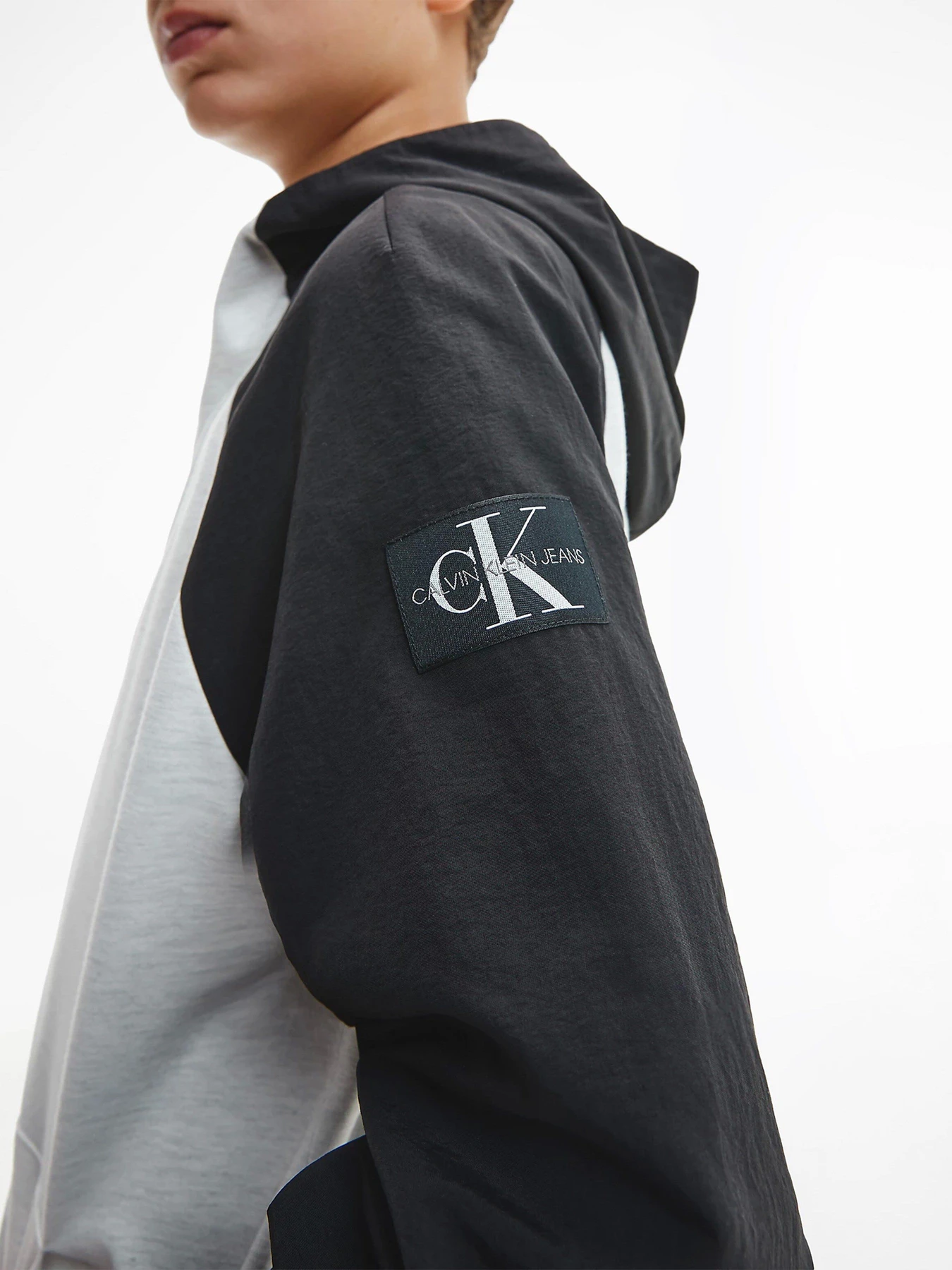 Худи и свитшоты Calvin Klein Punto Fabric Mix модель IB0IB00805-P34 Худи и свитшоты Calvin Klein Punto Fabric Mix модель IB0IB00805-P34 Фото