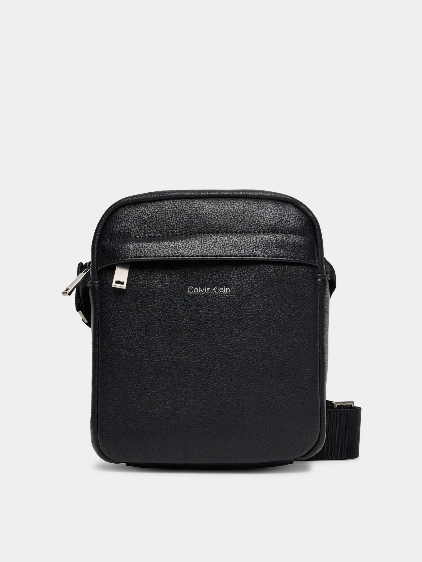 Сумки Calvin Klein RAISED REPORTER модель LV04D3160G-UB1 Сумки Calvin Klein RAISED REPORTER модель LV04D3160G-UB1 Фото
