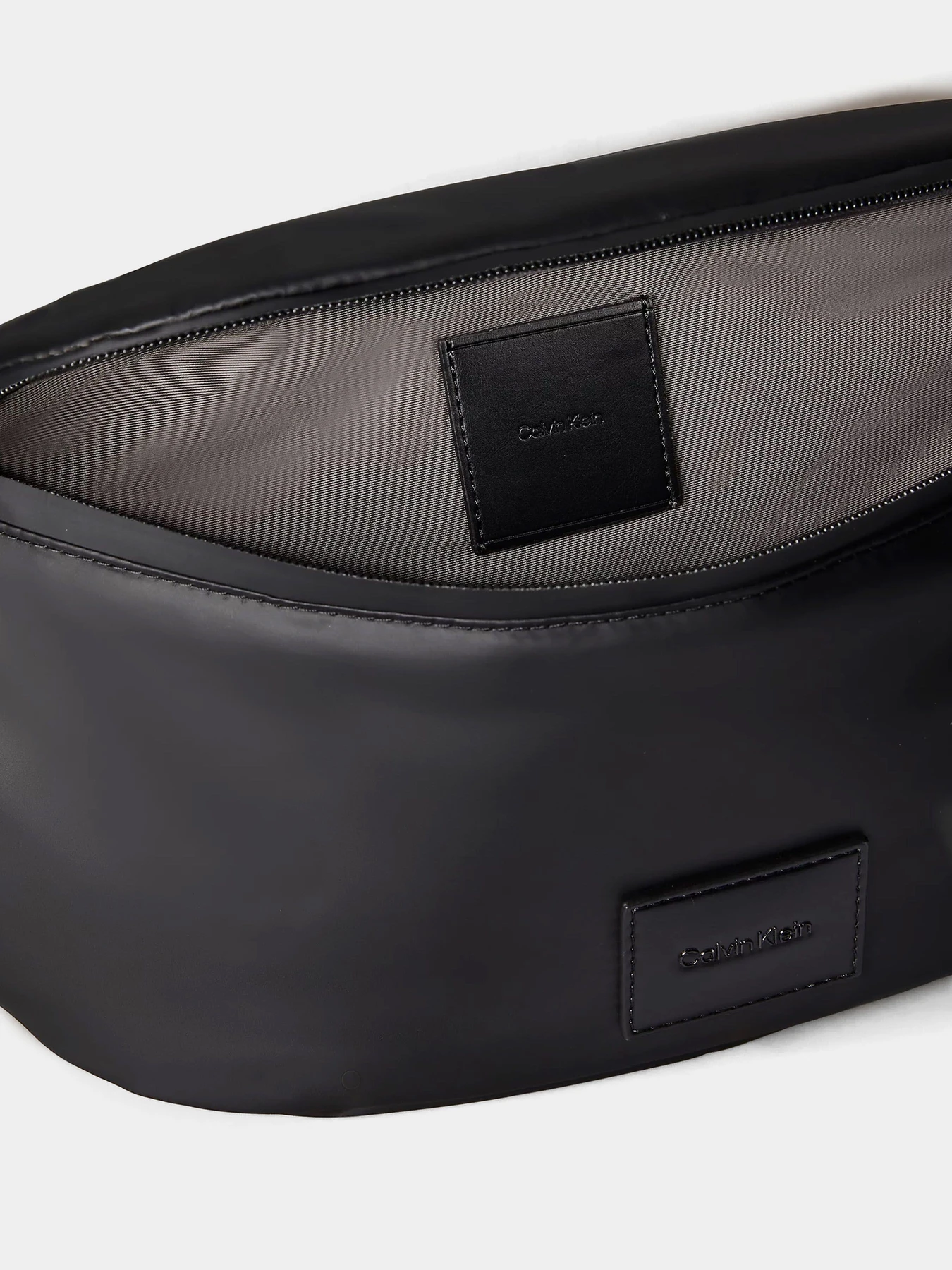 Сумки Calvin Klein PUFFER UTILITY WAISTBAG модель LV04D3198G-UB1 Фото