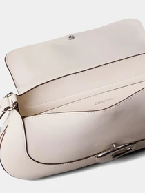 Сумки Calvin Klein HARDWARE FLAP SHOULDER BAG модель LV04F3146G-FUP Фото