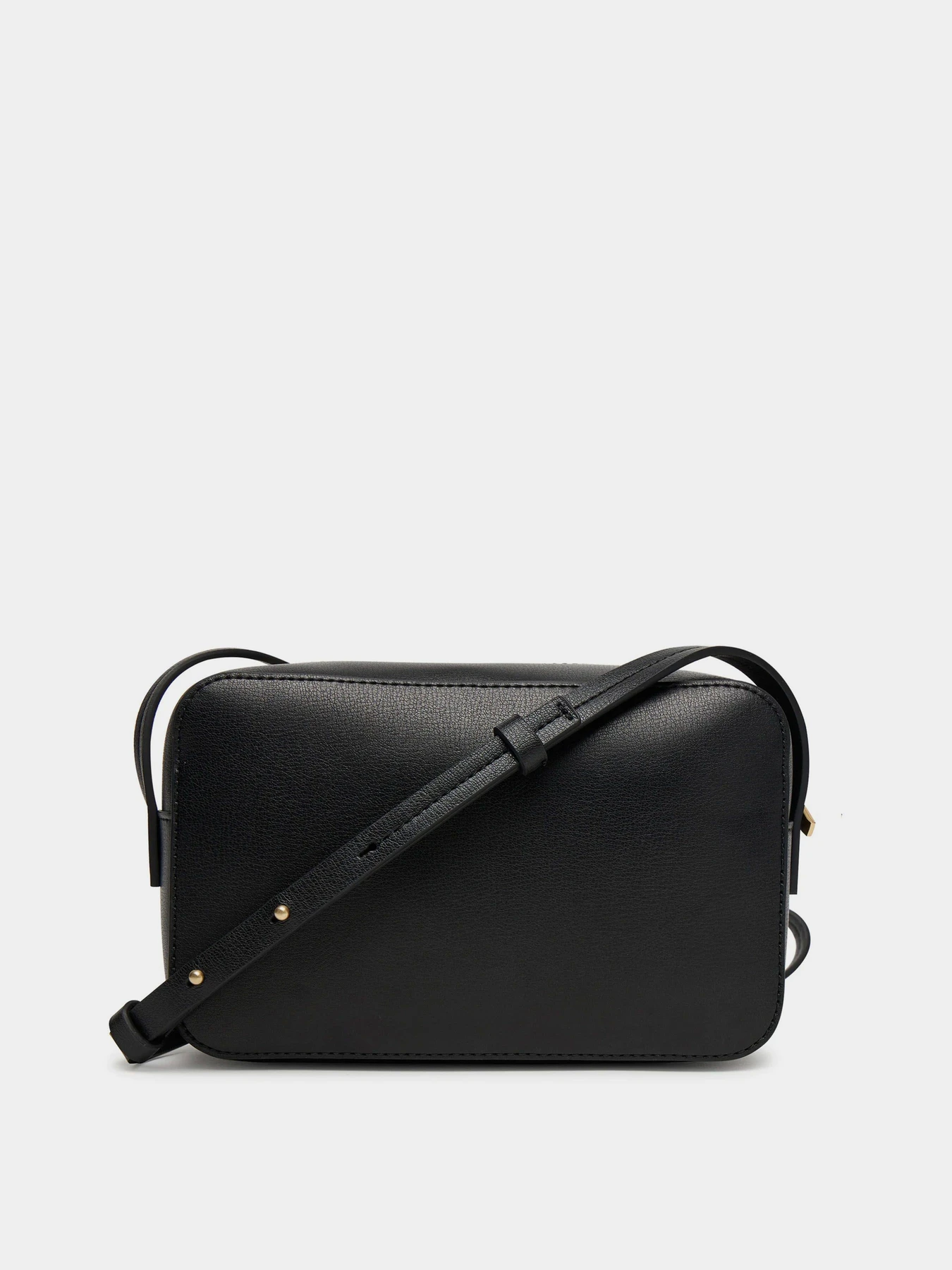 Сумки Calvin Klein FOIL LOGO ELONGATED CAMERA BAG модель LV04F3276G-332 Сумки Calvin Klein FOIL LOGO ELONGATED CAMERA BAG модель LV04F3276G-332 Фото
