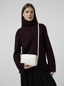 Сумки Calvin Klein FOIL LOGO ELONGATED CAMERA BAG модель LV04F3276G-FUP Фото