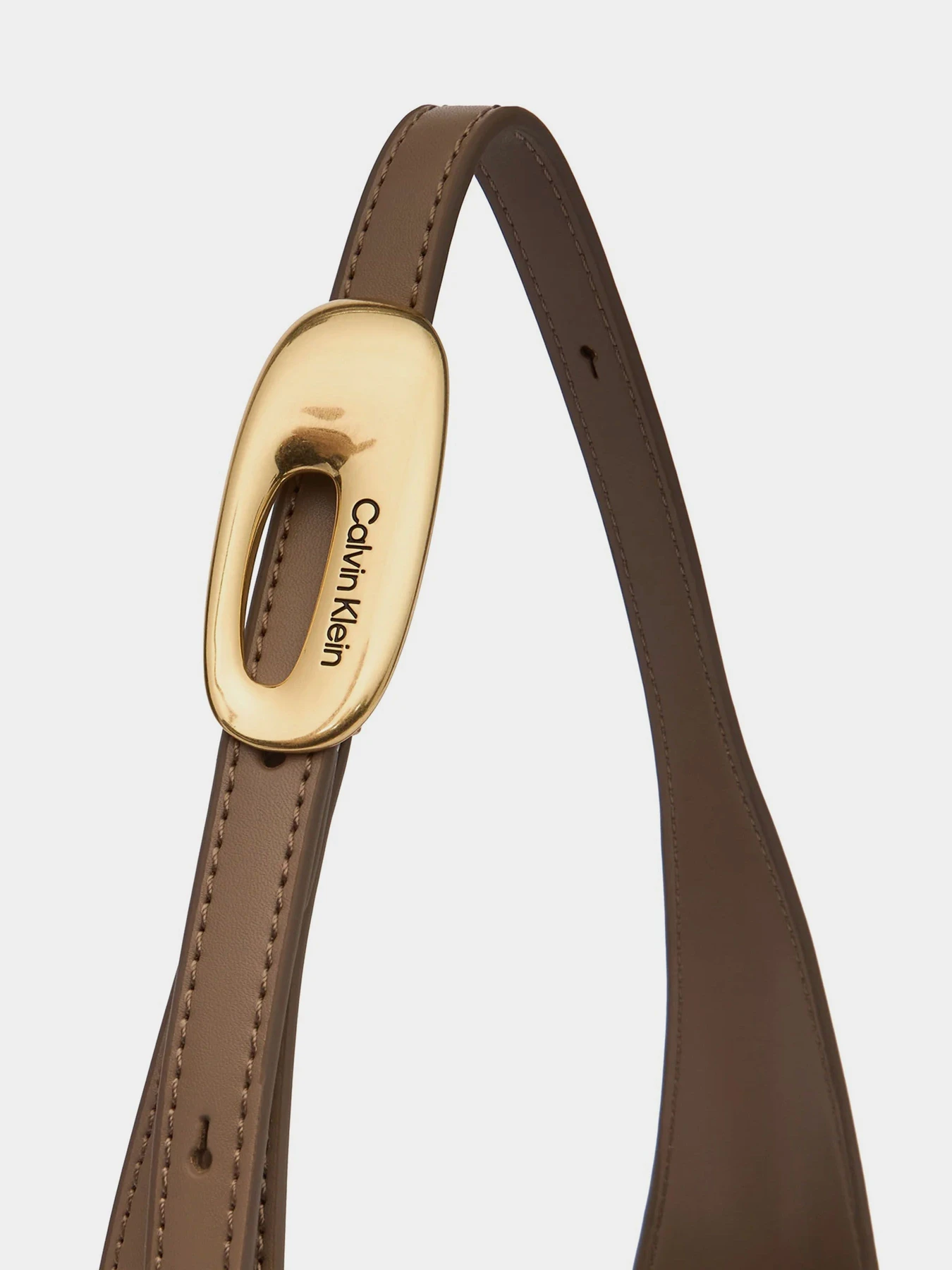 Сумки Calvin Klein HARDWARE ADJ STRAP MEDIUM BAG модель LV04F3402G-VFU Фото
