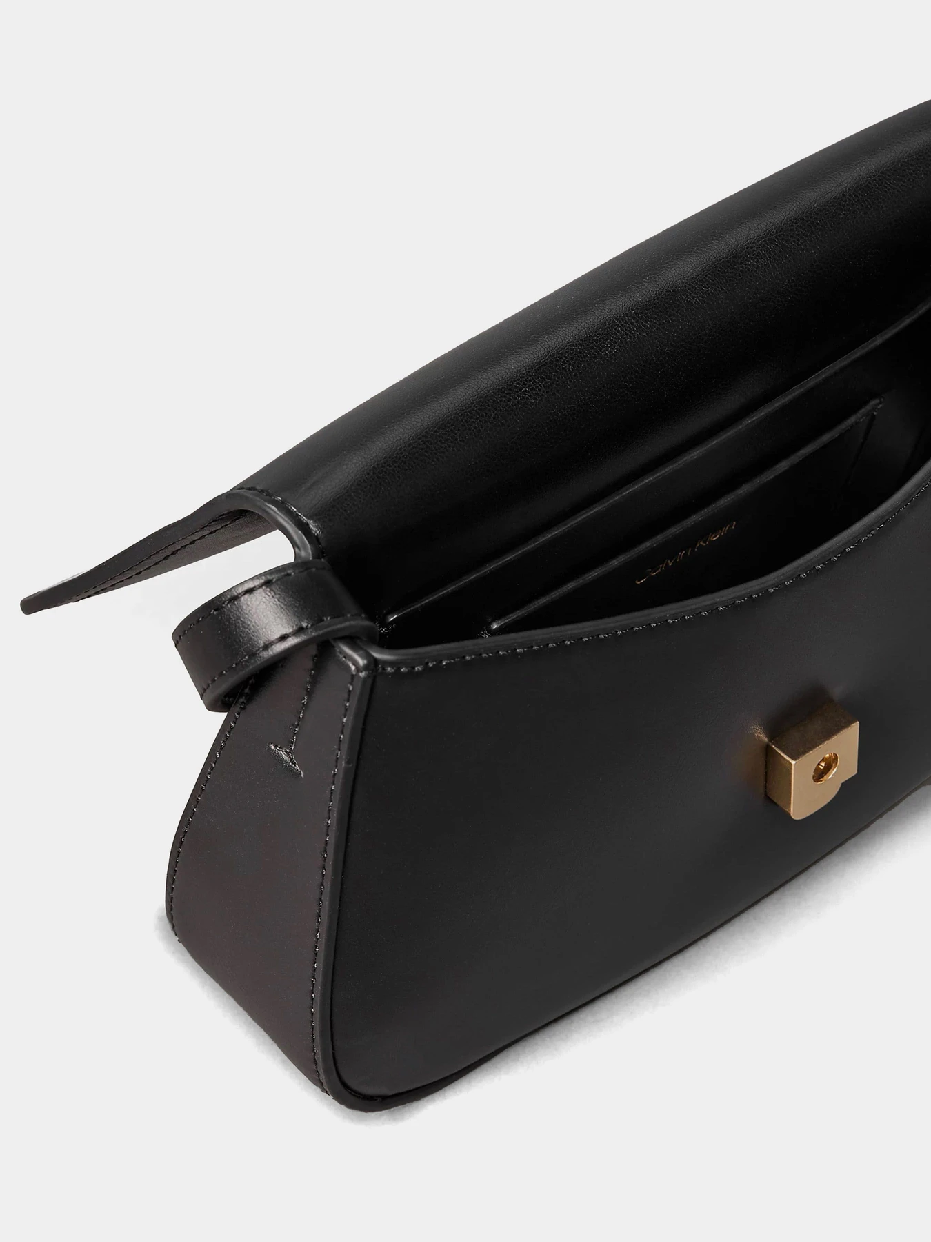 Сумки Calvin Klein CK FLAP CAMERA BAG модель LV04F3421G-UB1 Фото