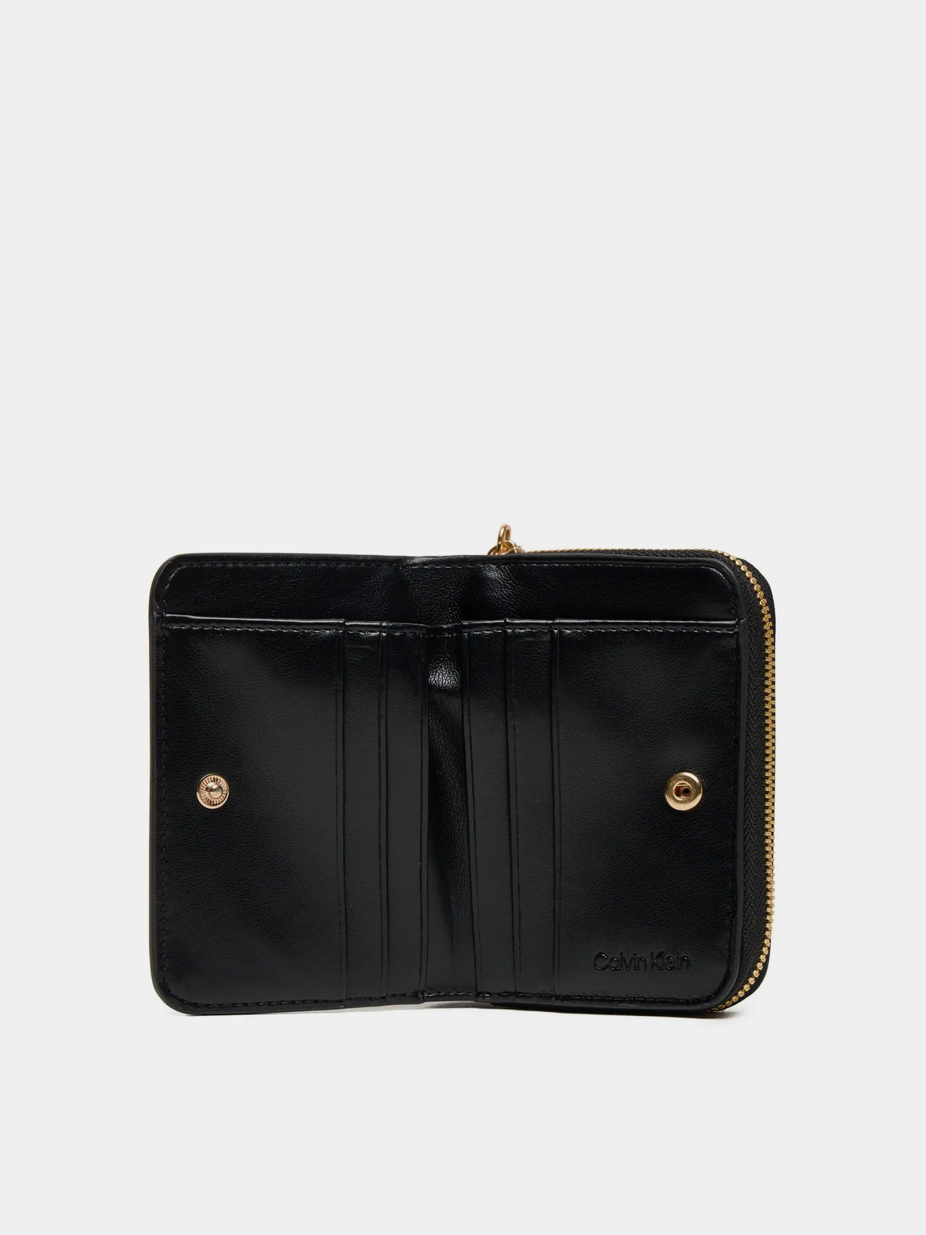 Кошельки Calvin Klein CK MEDIUM FLAP ZIP AROUND модель LV04F1075G-UB1 Кошельки Calvin Klein CK MEDIUM FLAP ZIP AROUND модель LV04F1075G-UB1 Фото