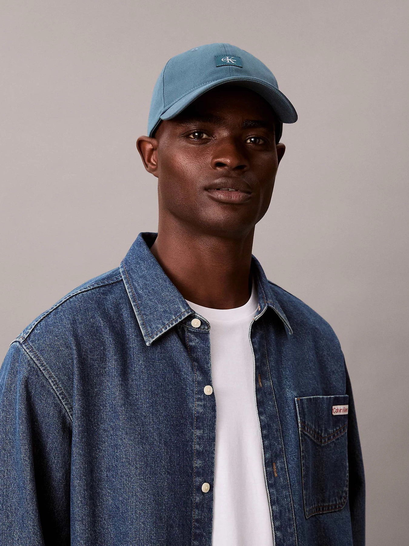 Шапки та кепки Calvin Klein MONOLOGO WOVEN PATCH BB CAP модель LV04D5077G-CA4 Фото