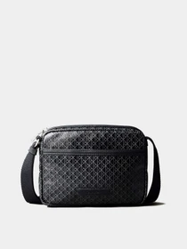 Сумки Calvin Klein EMBLEM AOP COATED CAMERA BAG модель LV04D3314G-UB1 Фото
