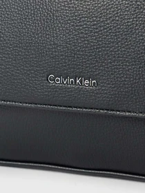 Сумки Calvin Klein RAISED SMALL FLAP MESSENGER модель LV04D3327G-UB1 Фото