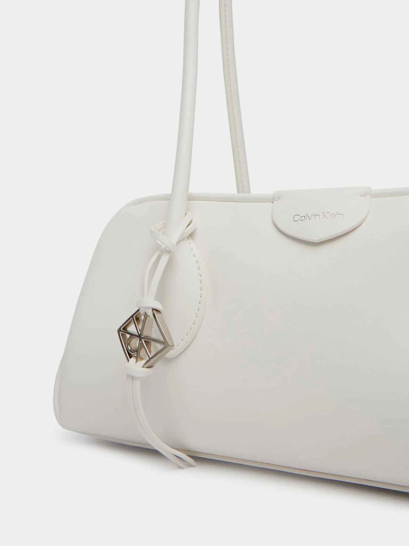 Сумки Calvin Klein MULTI COMPARTMENT SHOULDER BAG модель LV04F3369G-4LX Сумки Calvin Klein MULTI COMPARTMENT SHOULDER BAG модель LV04F3369G-4LX Фото
