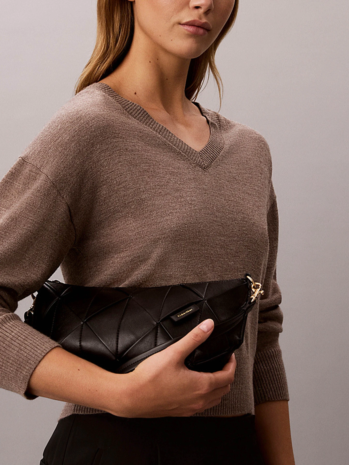Сумки Calvin Klein модель LV04F3546G-UB1 Сумки Calvin Klein модель LV04F3546G-UB1 Фото