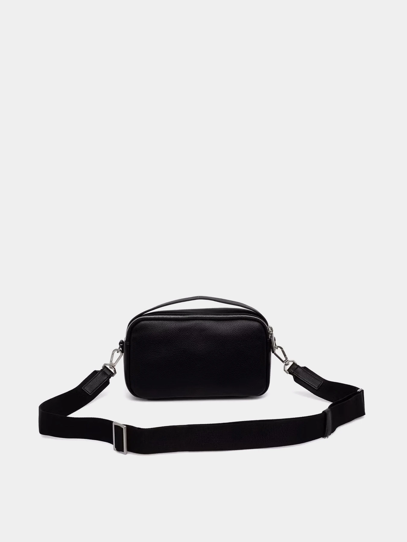 Сумки Calvin Klein модель LV04D3559G-UB1 Сумки Calvin Klein модель LV04D3559G-UB1 Фото