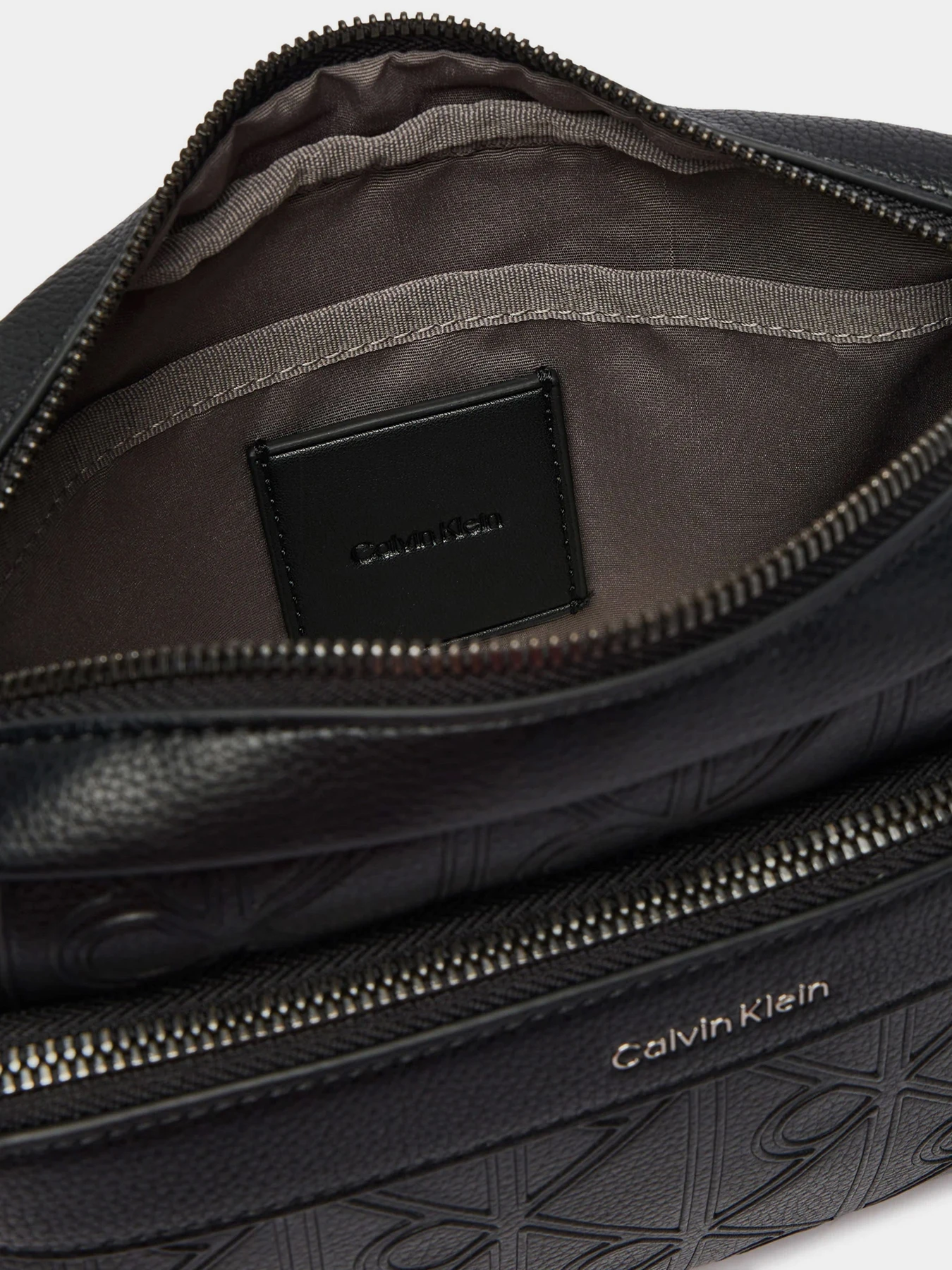 Сумки Calvin Klein модель LV04D3563G-UB1 Сумки Calvin Klein модель LV04D3563G-UB1 Фото