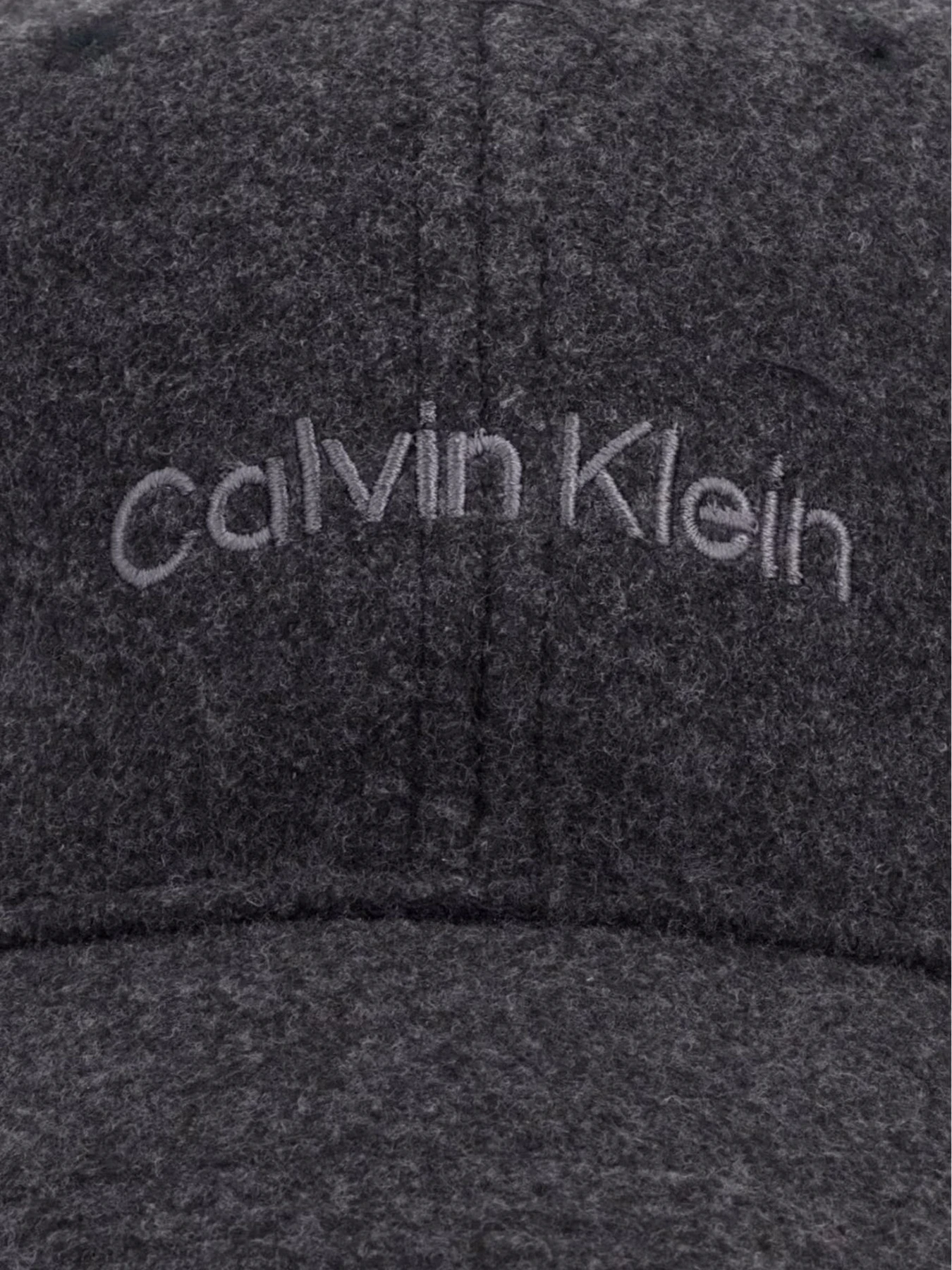 Шапки и кепки Calvin Klein модель LV04D5131G-UB1 Шапки и кепки Calvin Klein модель LV04D5131G-UB1 Фото