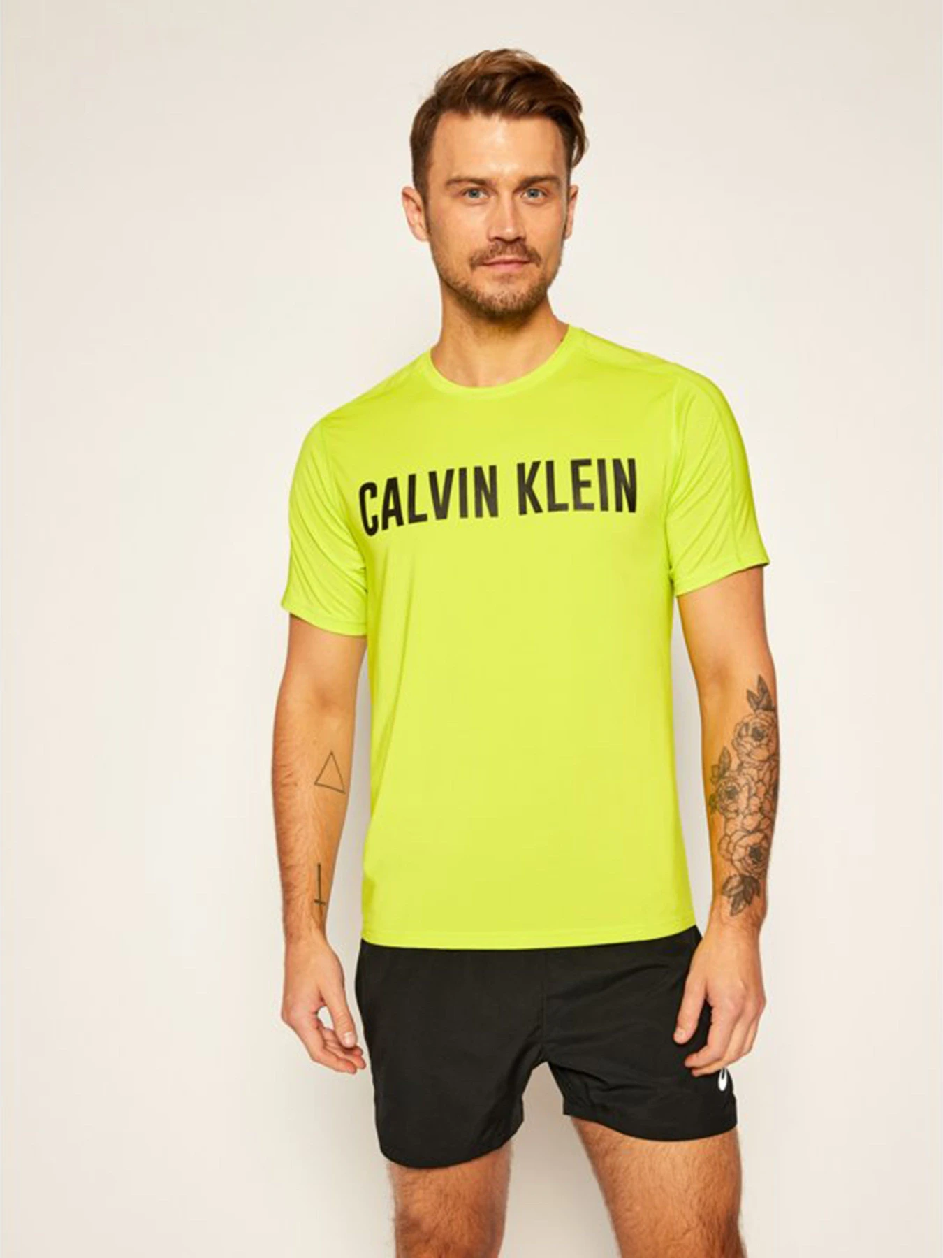 Футболки и поло Calvin Klein модель 00GMF0K150-304 Фото