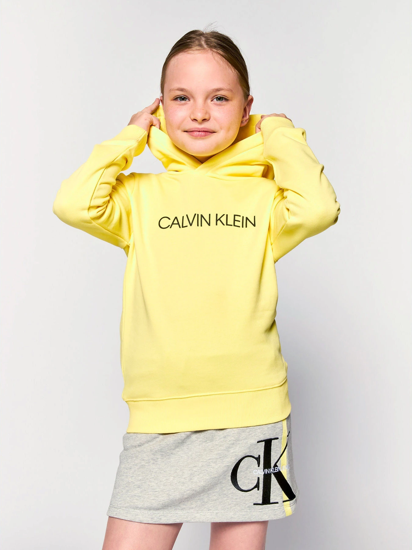 Худи и свитшоты Calvin Klein модель IU0IU00092-ZIO Фото