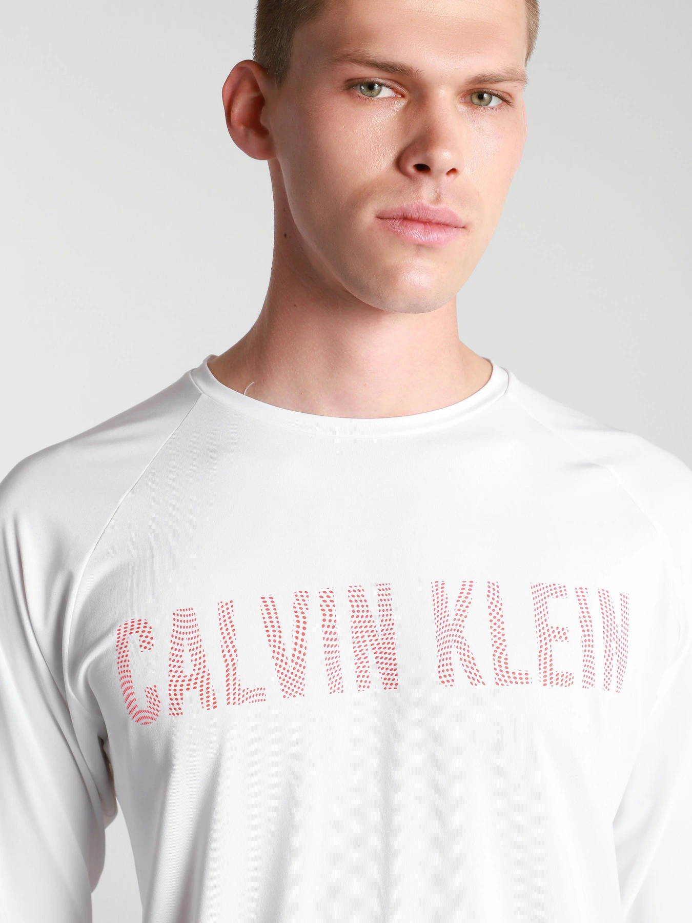 Худи и свитшоты Calvin Klein модель 00GMS1K138-100 Фото