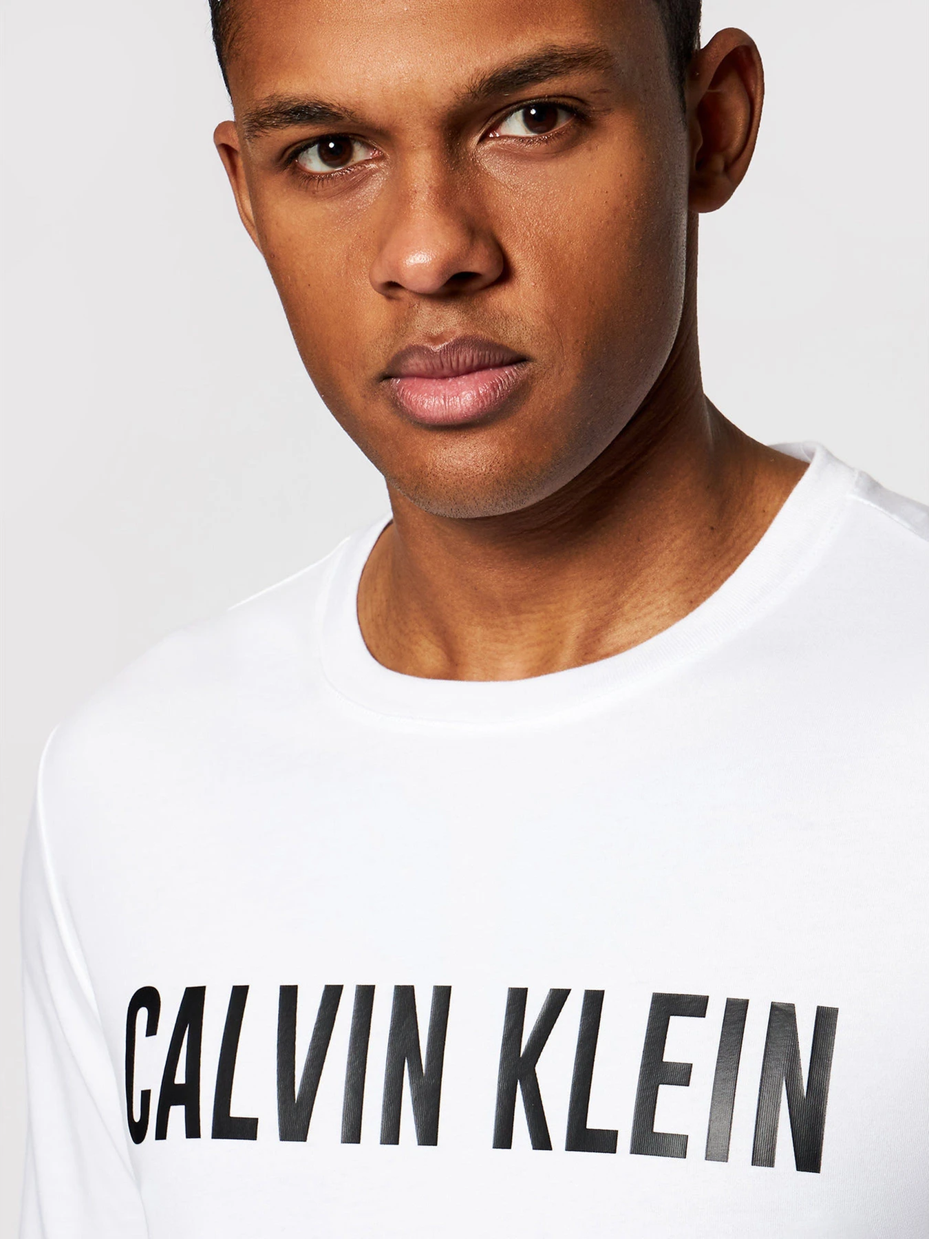 Худі та світшоти Calvin Klein модель 00GMS1K154-100 Худі та світшоти Calvin Klein модель 00GMS1K154-100 Фото