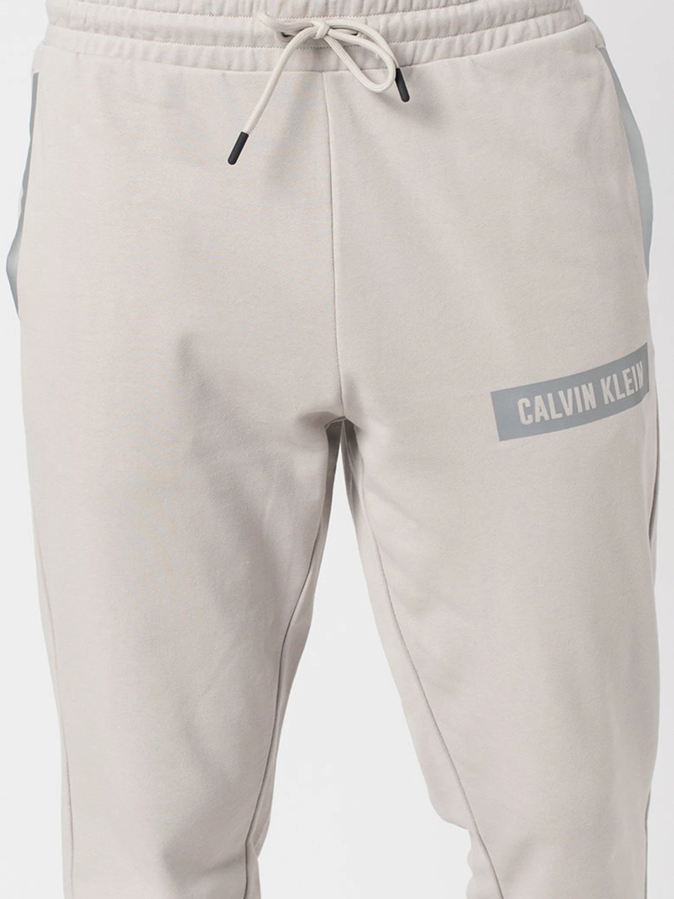 Брюки Calvin Klein модель 00GMS1P636-082 Брюки Calvin Klein модель 00GMS1P636-082 Фото