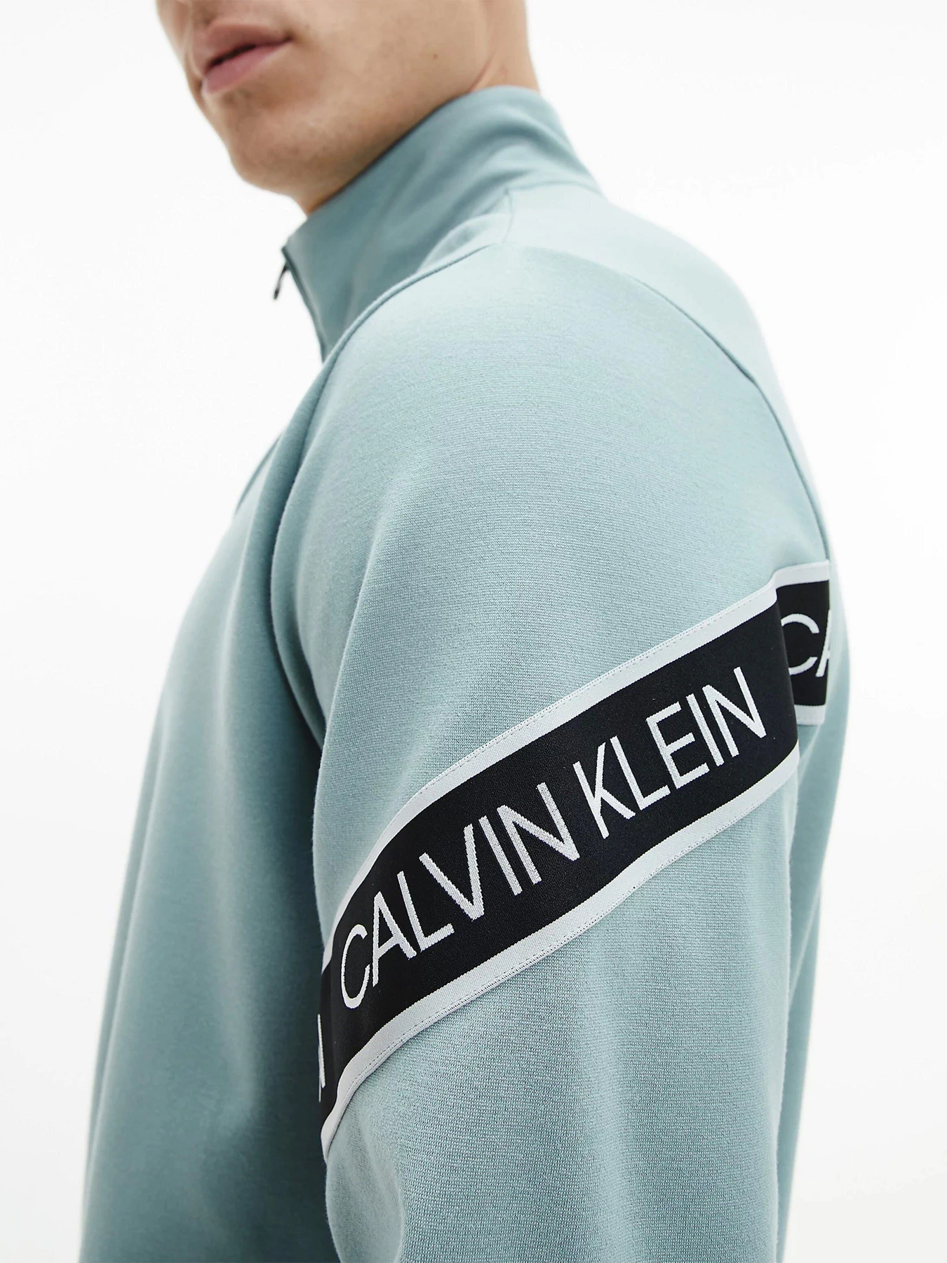 Худі та світшоти Calvin Klein модель 00GMS1W332-314 Худі та світшоти Calvin Klein модель 00GMS1W332-314 Фото