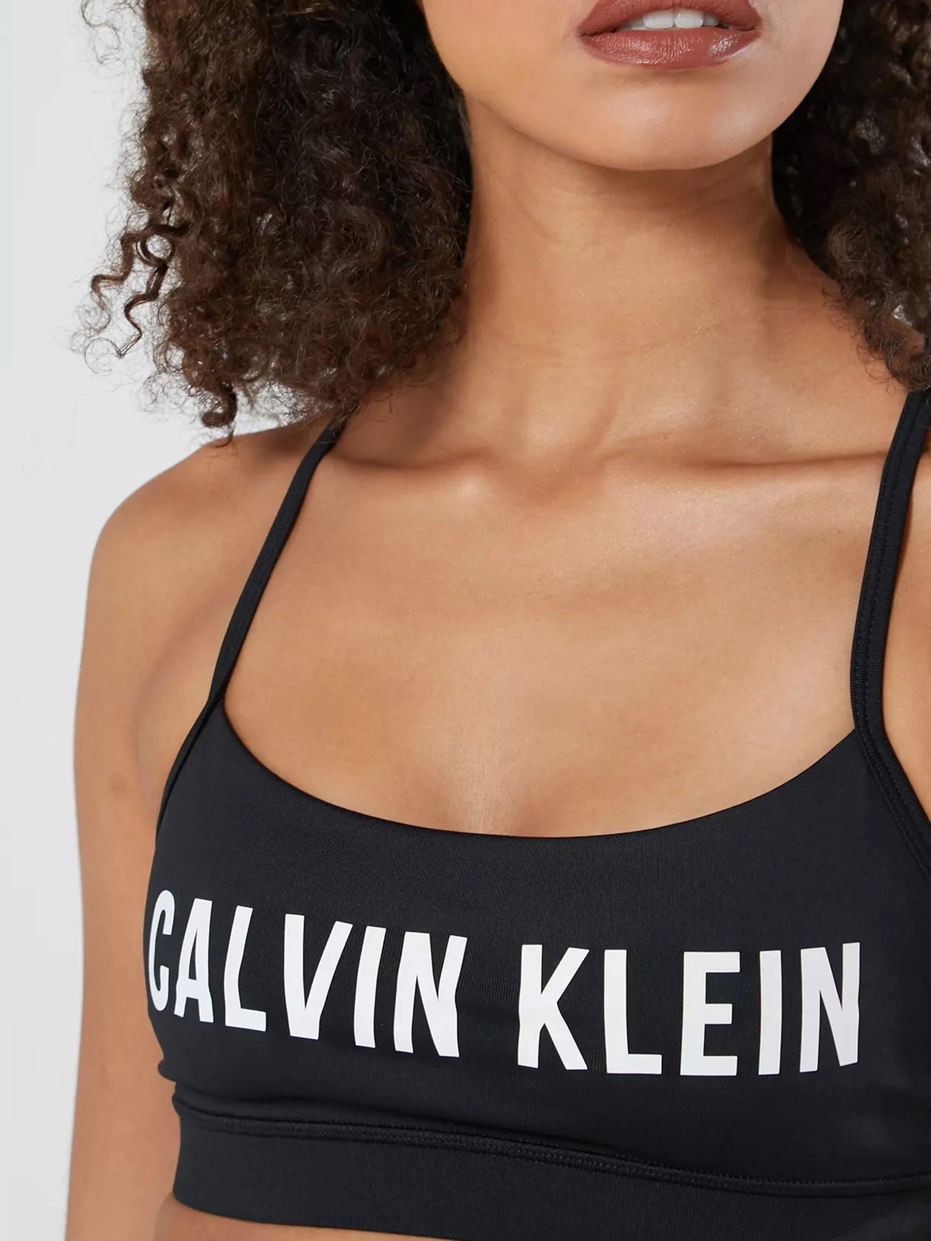 Футболки и поло Calvin Klein модель 00GWF0K155-010 Фото