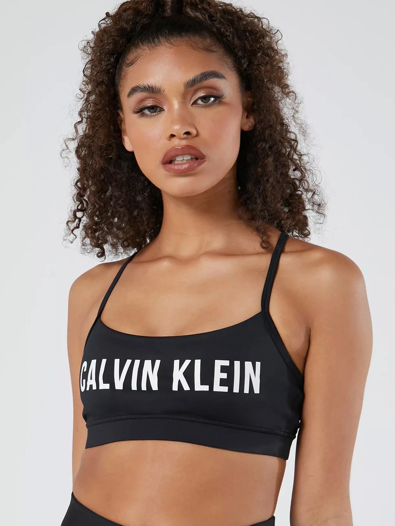 Футболки и поло Calvin Klein модель 00GWF0K155-010 Фото