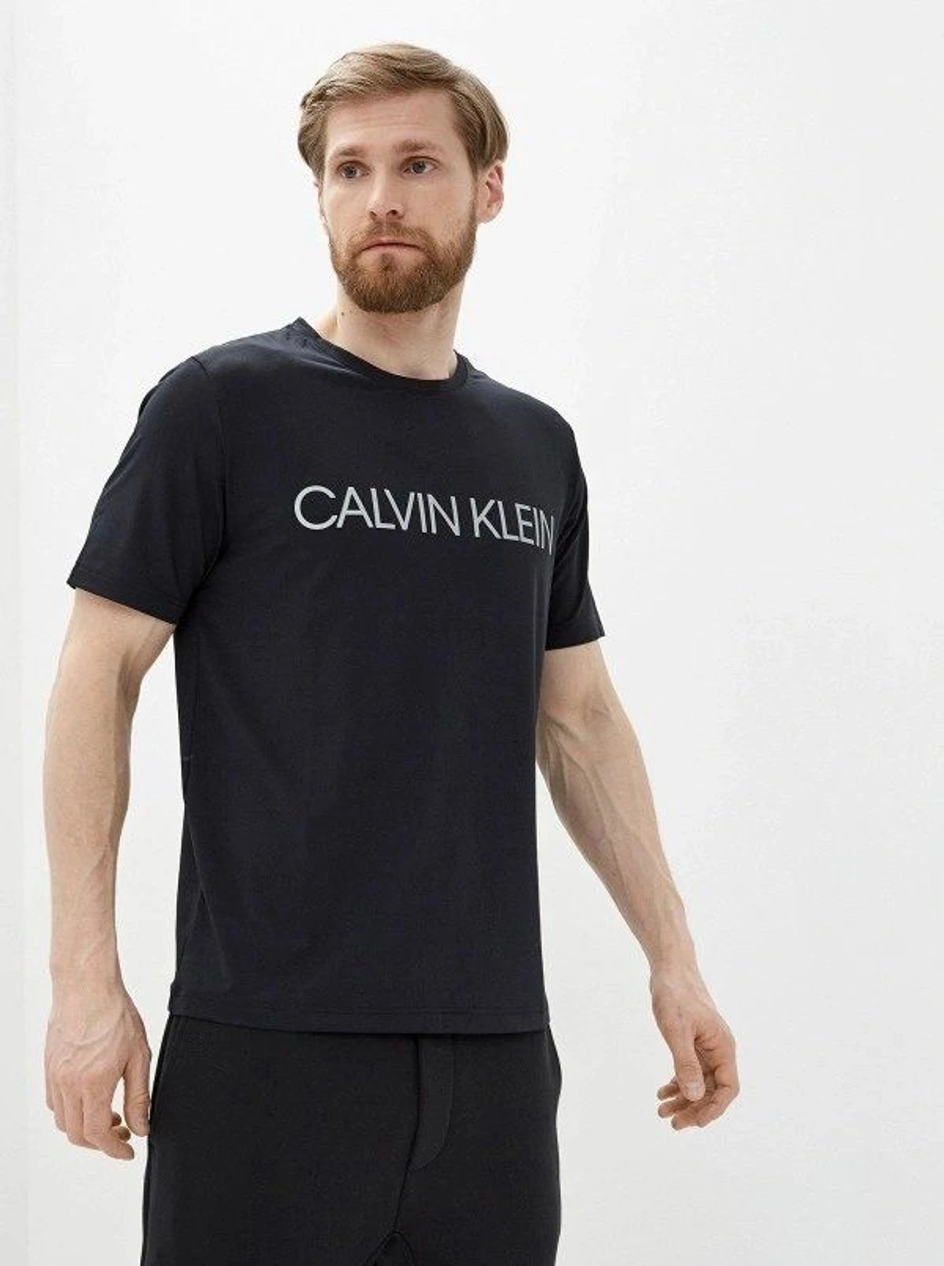 Футболки и поло Calvin Klein модель 00GMS0K104-007 Футболки и поло Calvin Klein модель 00GMS0K104-007 Фото