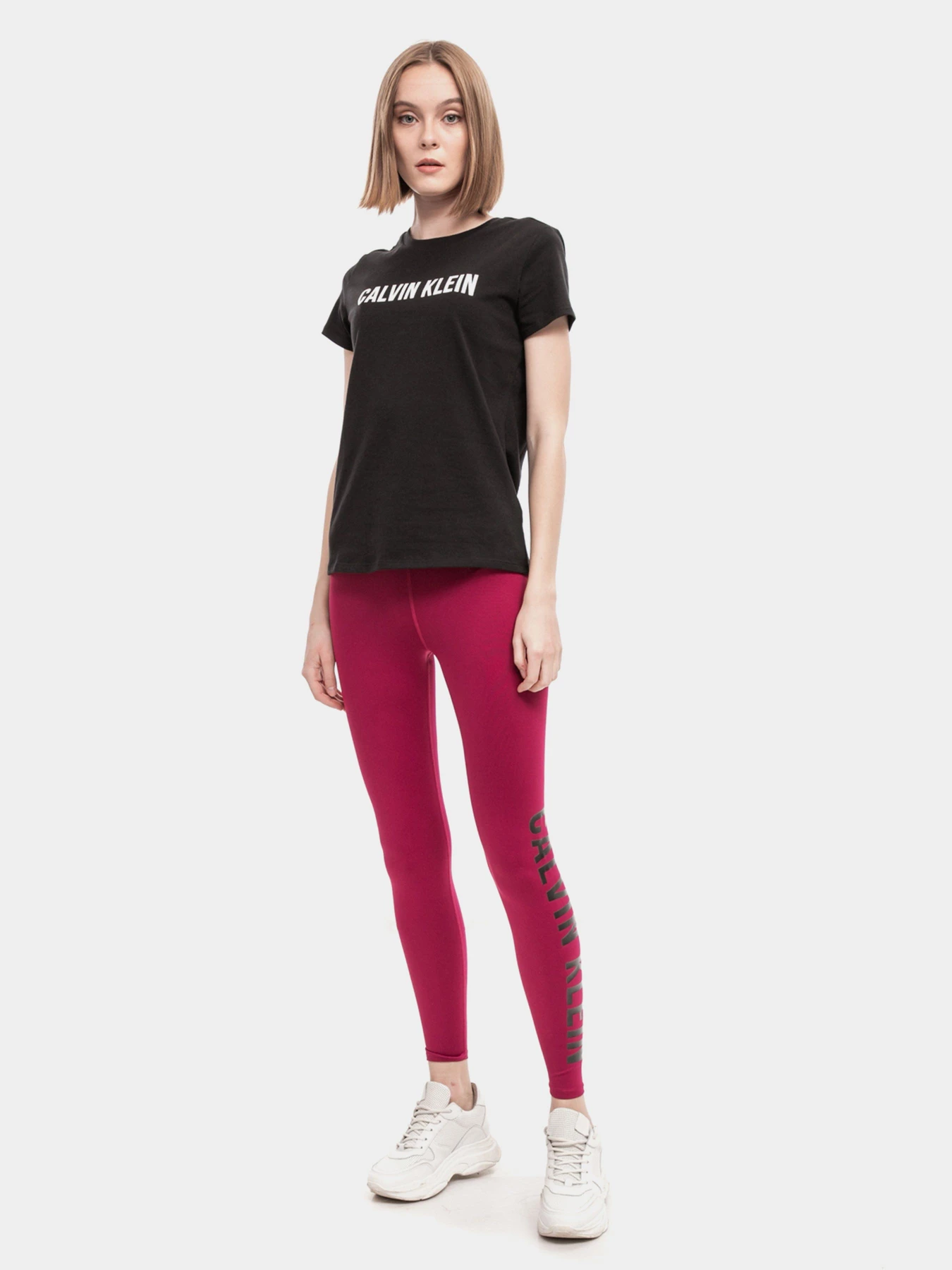 Футболки и поло Calvin Klein модель 00GWF0K141-007 Футболки и поло Calvin Klein модель 00GWF0K141-007 Фото