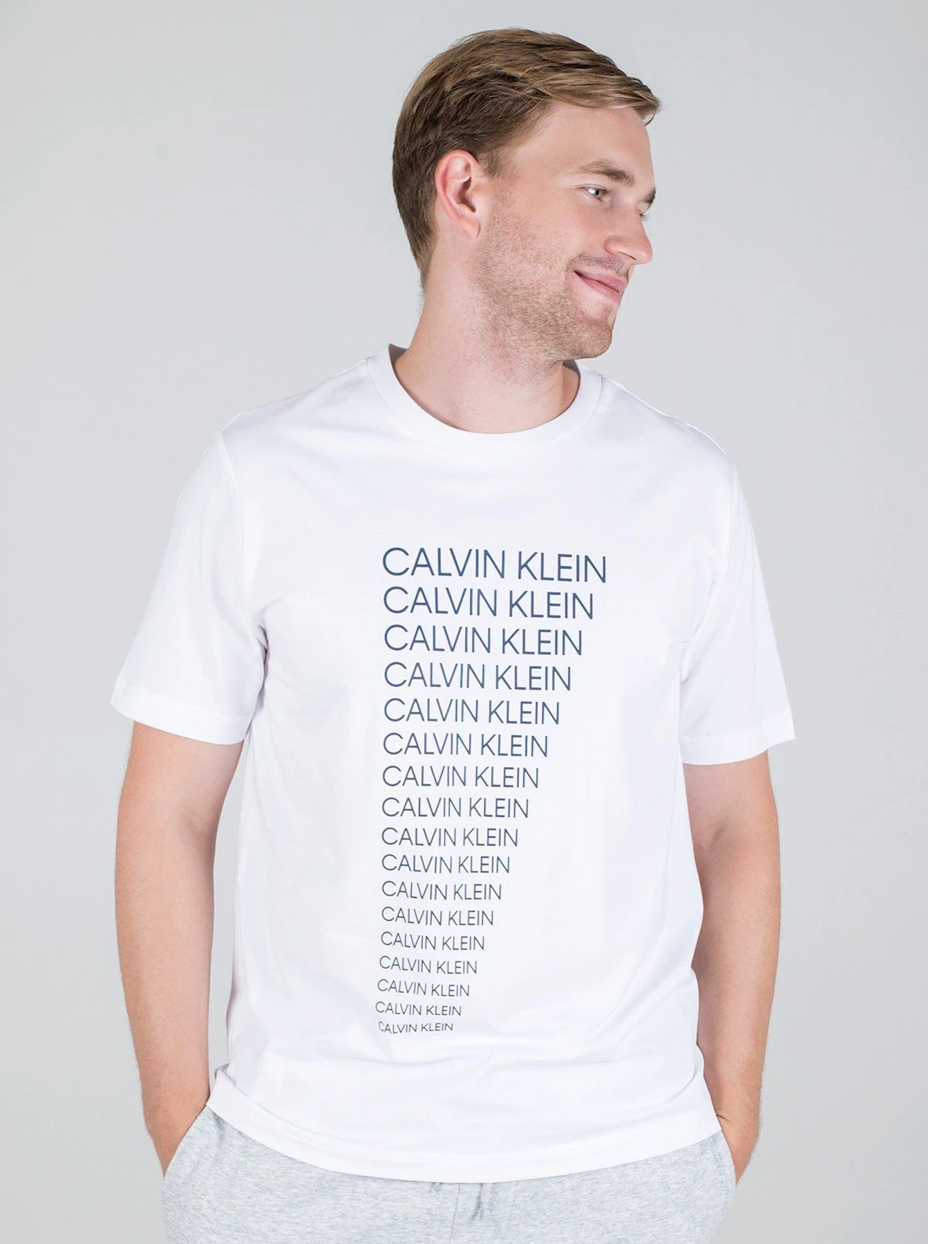 Футболки і поло Calvin Klein модель 00GMT0K157-136 Фото