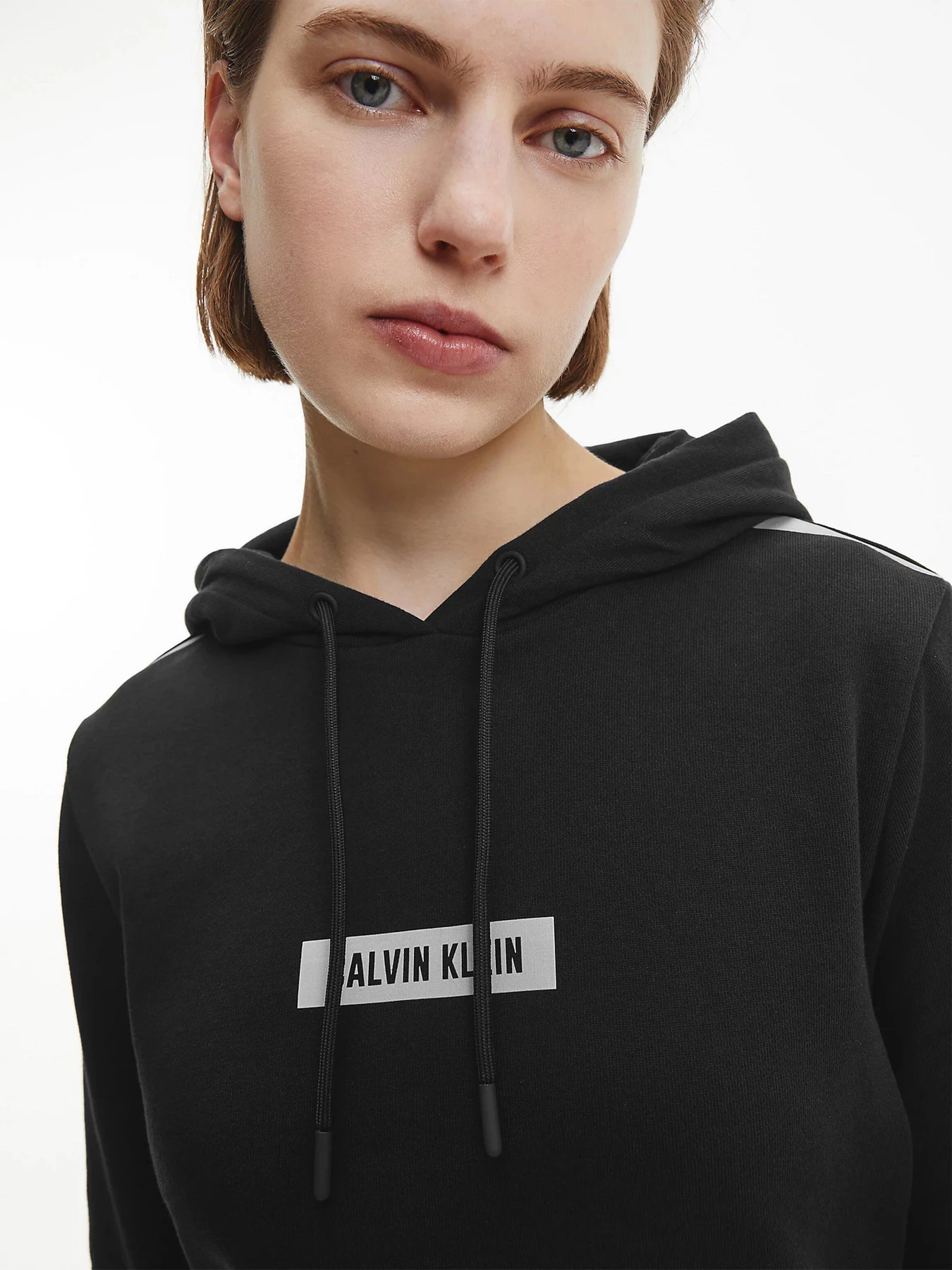 Худи и свитшоты Calvin Klein модель 00GWS1W303-007 Худи и свитшоты Calvin Klein модель 00GWS1W303-007 Фото