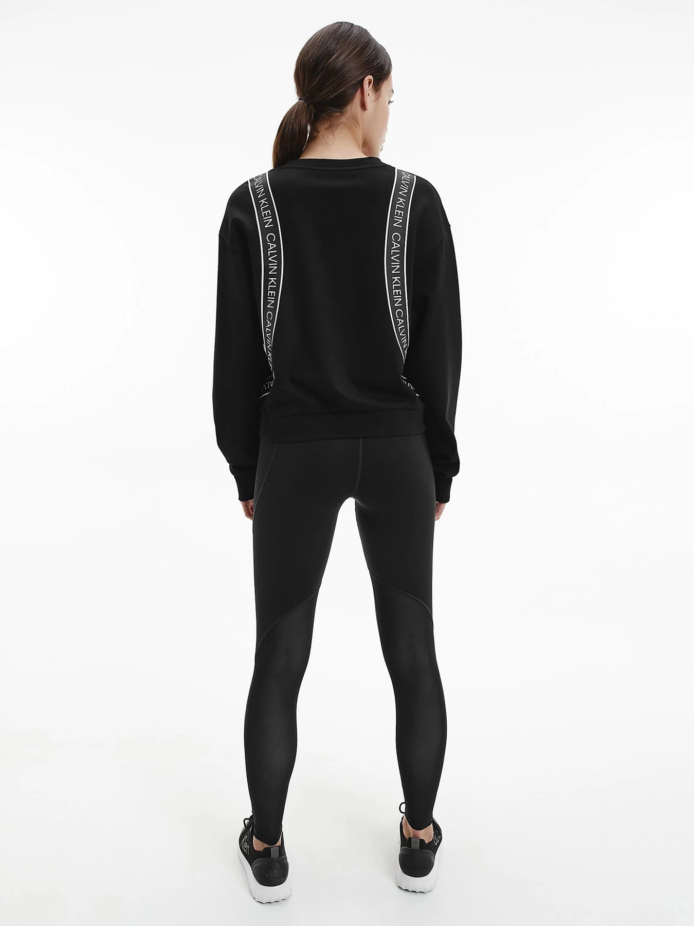 Худи и свитшоты Calvin Klein модель 00GWS1W368-007 Худи и свитшоты Calvin Klein модель 00GWS1W368-007 Фото