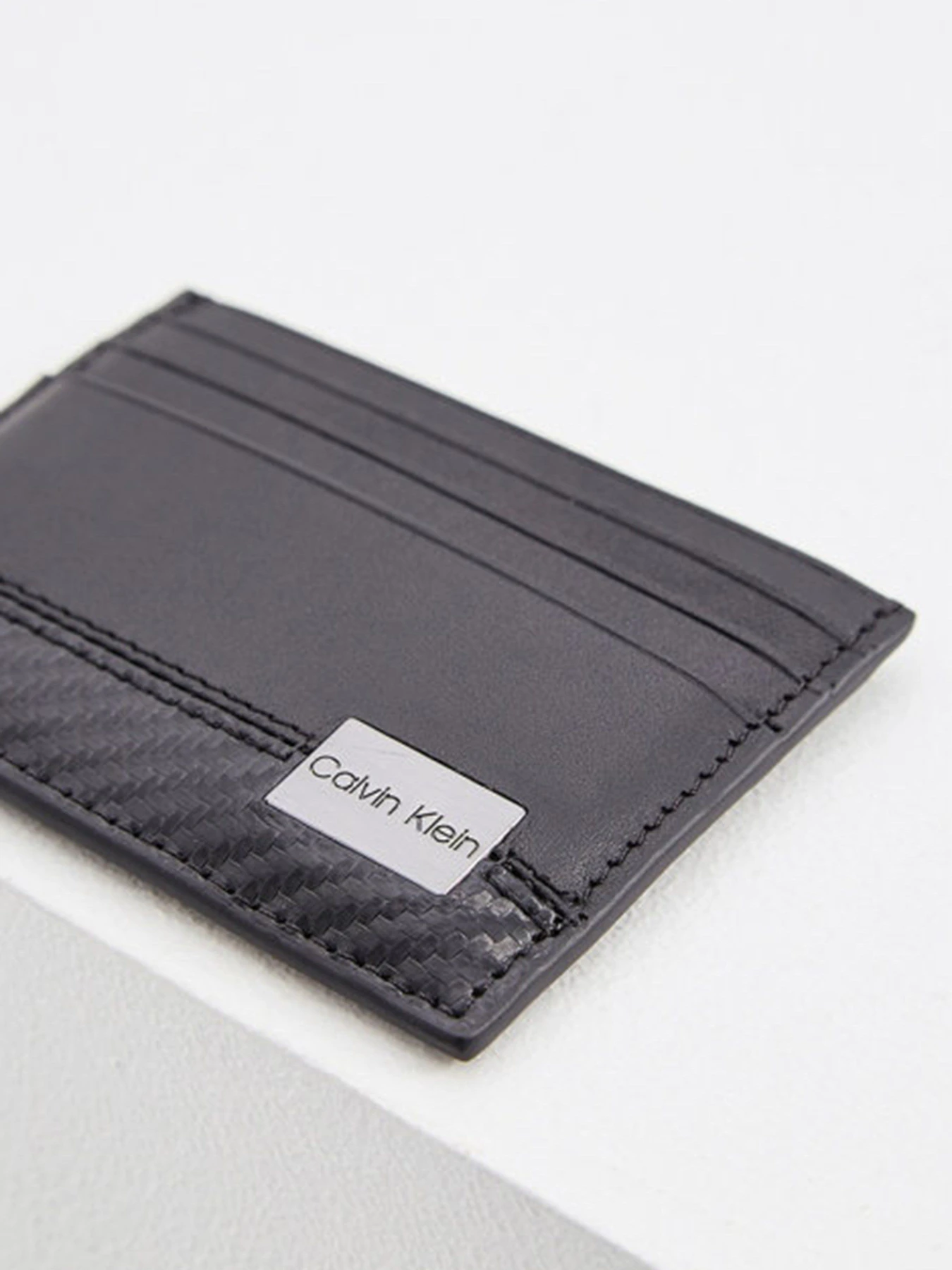 Гаманці Calvin Klein модель K50K506402_BAX0 Гаманці Calvin Klein модель K50K506402_BAX0 Фото