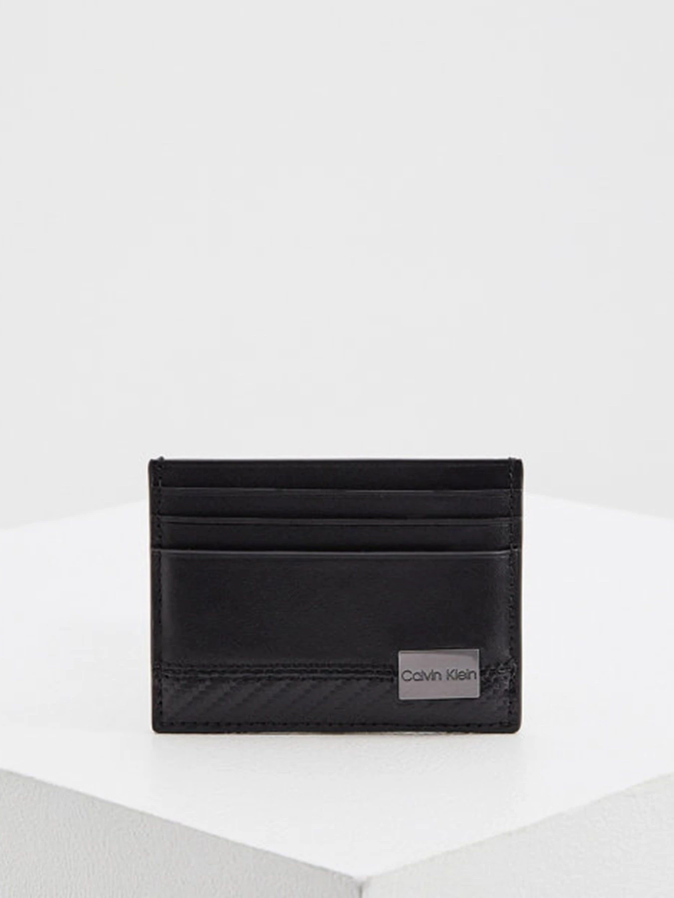 Гаманці Calvin Klein модель K50K506402_BAX0 Гаманці Calvin Klein модель K50K506402_BAX0 Фото