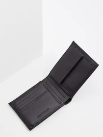 Гаманці Calvin Klein модель K50K506750_BAX0 Фото