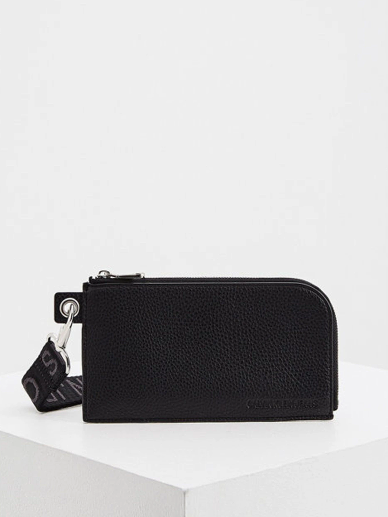 Гаманці Calvin Klein модель K60K608013_BDS0 Гаманці Calvin Klein модель K60K608013_BDS0 Фото