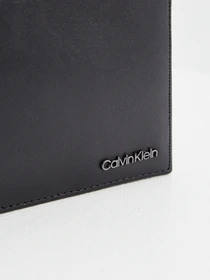 Гаманці Calvin Klein модель K50K506386_BAX0 Фото