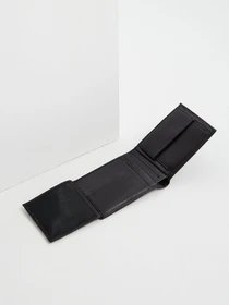 Гаманці Calvin Klein модель K50K506387_BAX0 Фото