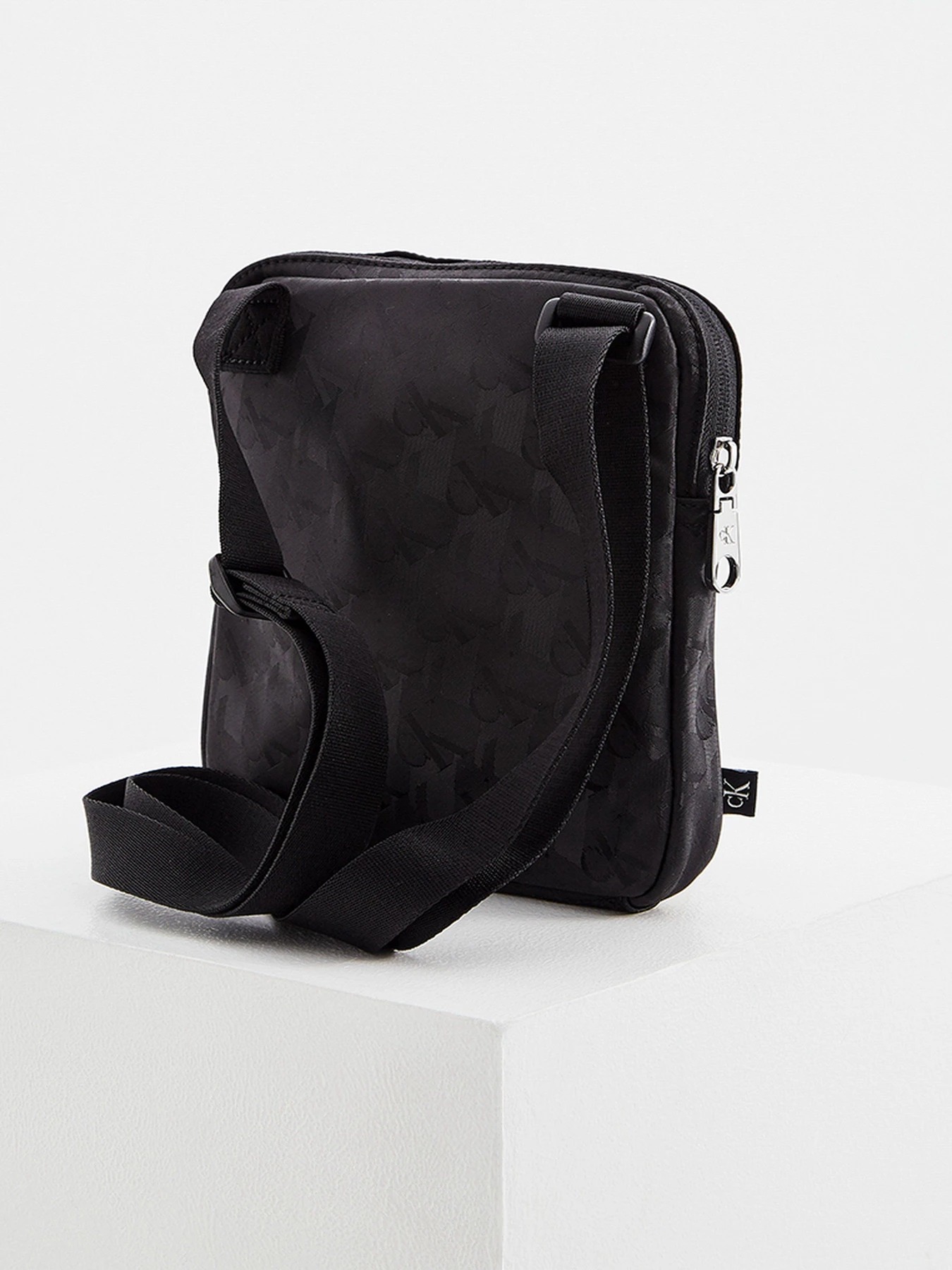 Сумки Calvin Klein модель K50K506472_BDS0 Фото