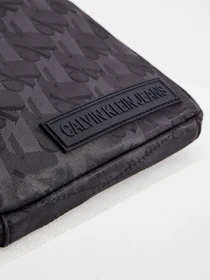 Сумки Calvin Klein модель K50K506472_BDS0 Фото