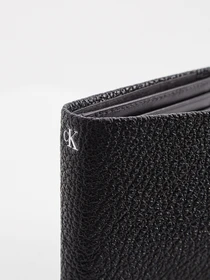 Гаманці Calvin Klein модель K50K506793_BDS0 Фото