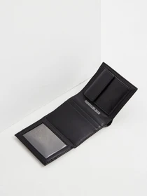 Гаманці Calvin Klein модель K50K506806_BDS0 Фото