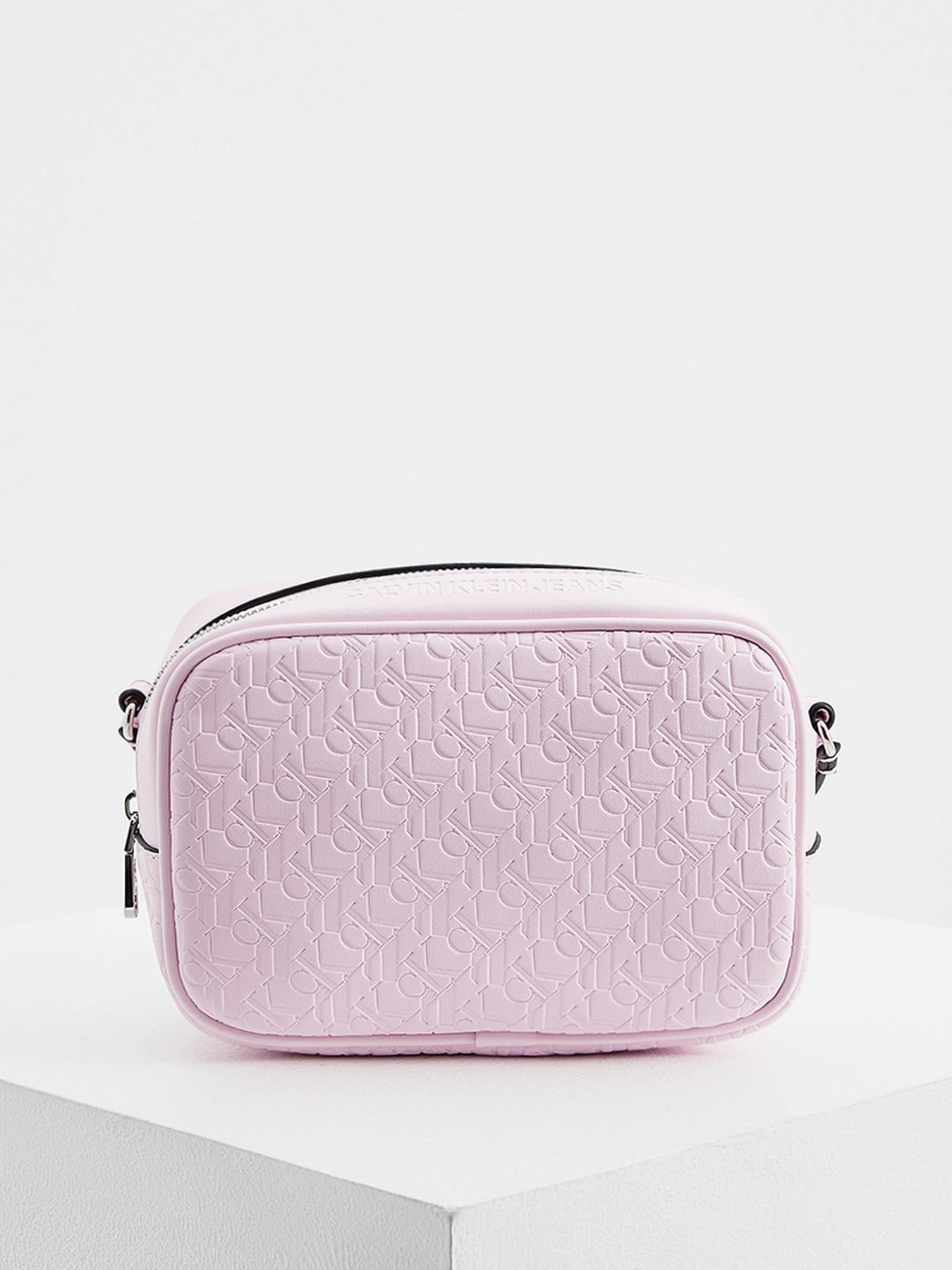 Сумки Calvin Klein модель K60K608141_TN90 Сумки Calvin Klein модель K60K608141_TN90 Фото