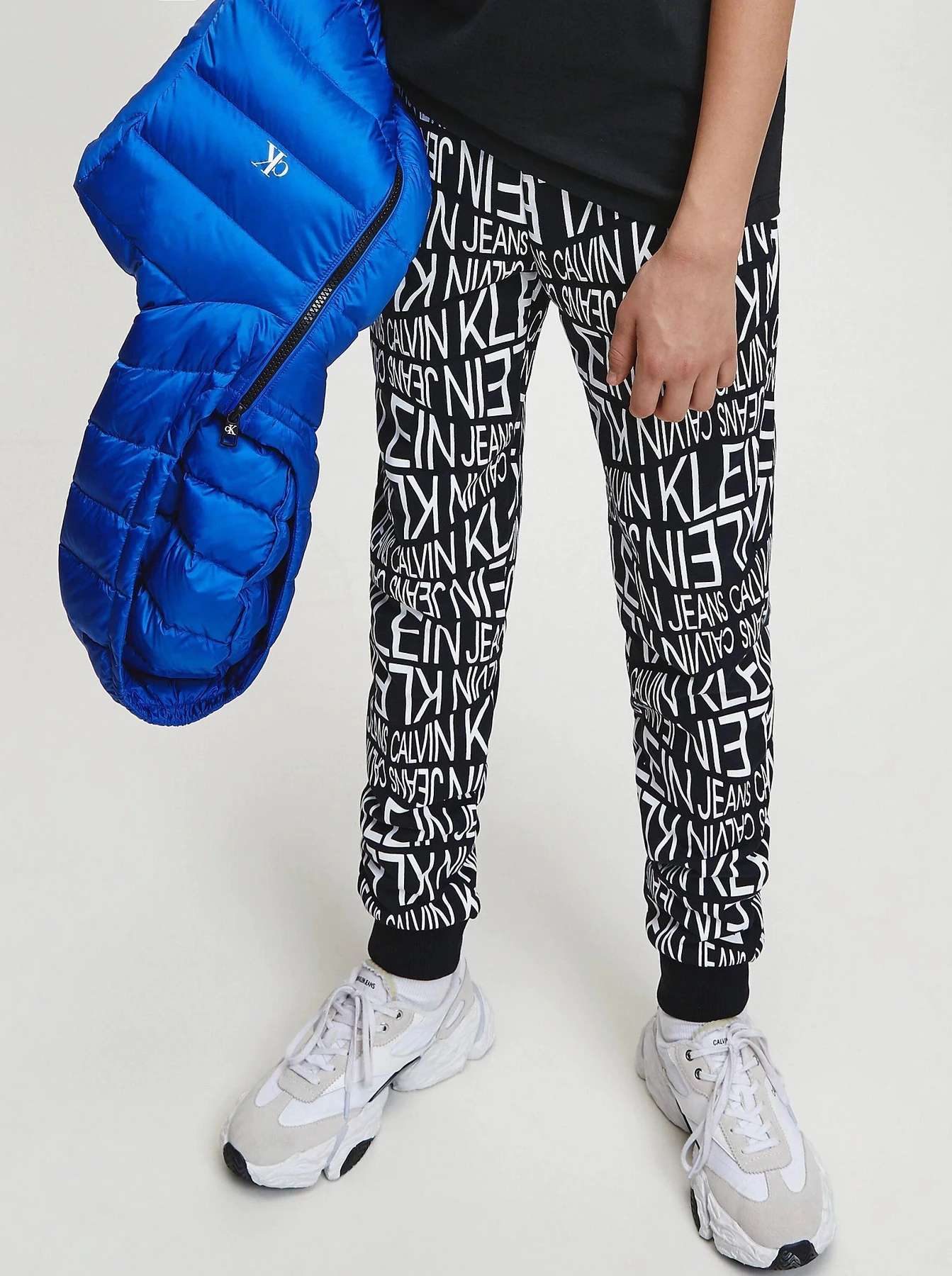 Брюки Calvin Klein модель CKL61 Фото