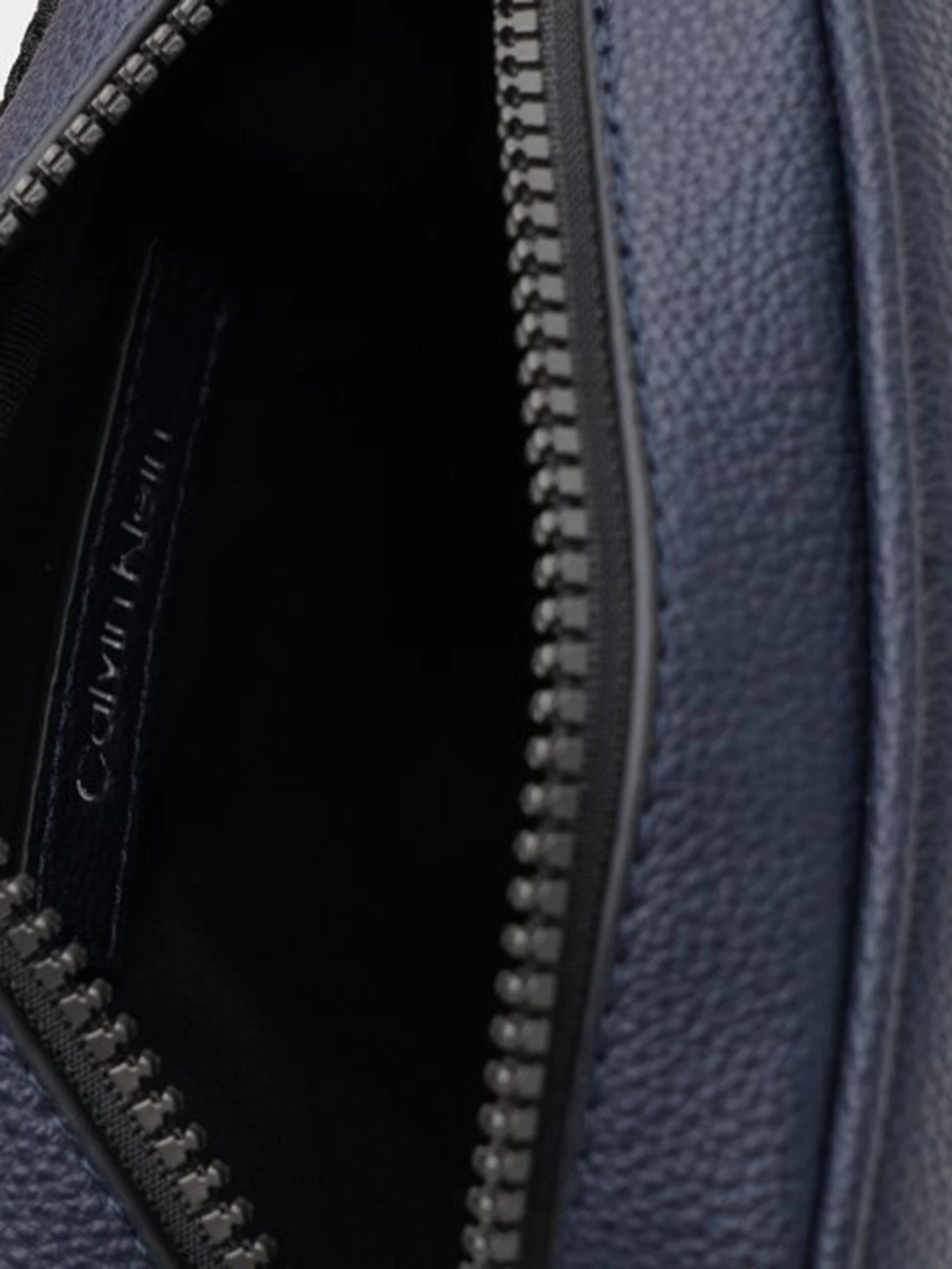 Сумки Calvin Klein модель K50K506314_CEF Сумки Calvin Klein модель K50K506314_CEF Фото