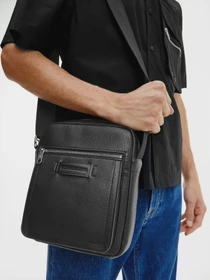 Сумки Calvin Klein модель K50K506947_BDS Фото