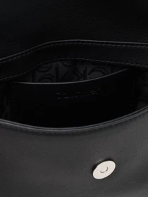 Сумки Calvin Klein модель K60K608170_BAX Фото